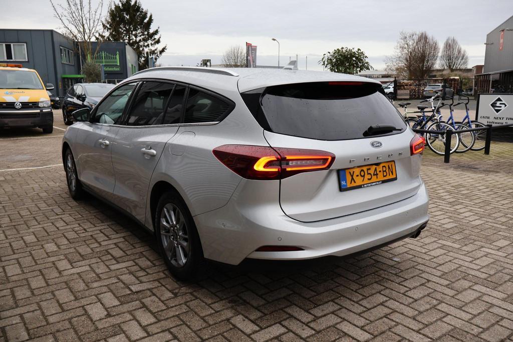 Ford Focus Wagon 1.0 Hybrid Titanium 1e Eigenaar | Volledig, Gebruikt, Origineel Nederlands, Handgeschakeld, Hybride Elektrisch/Benzine