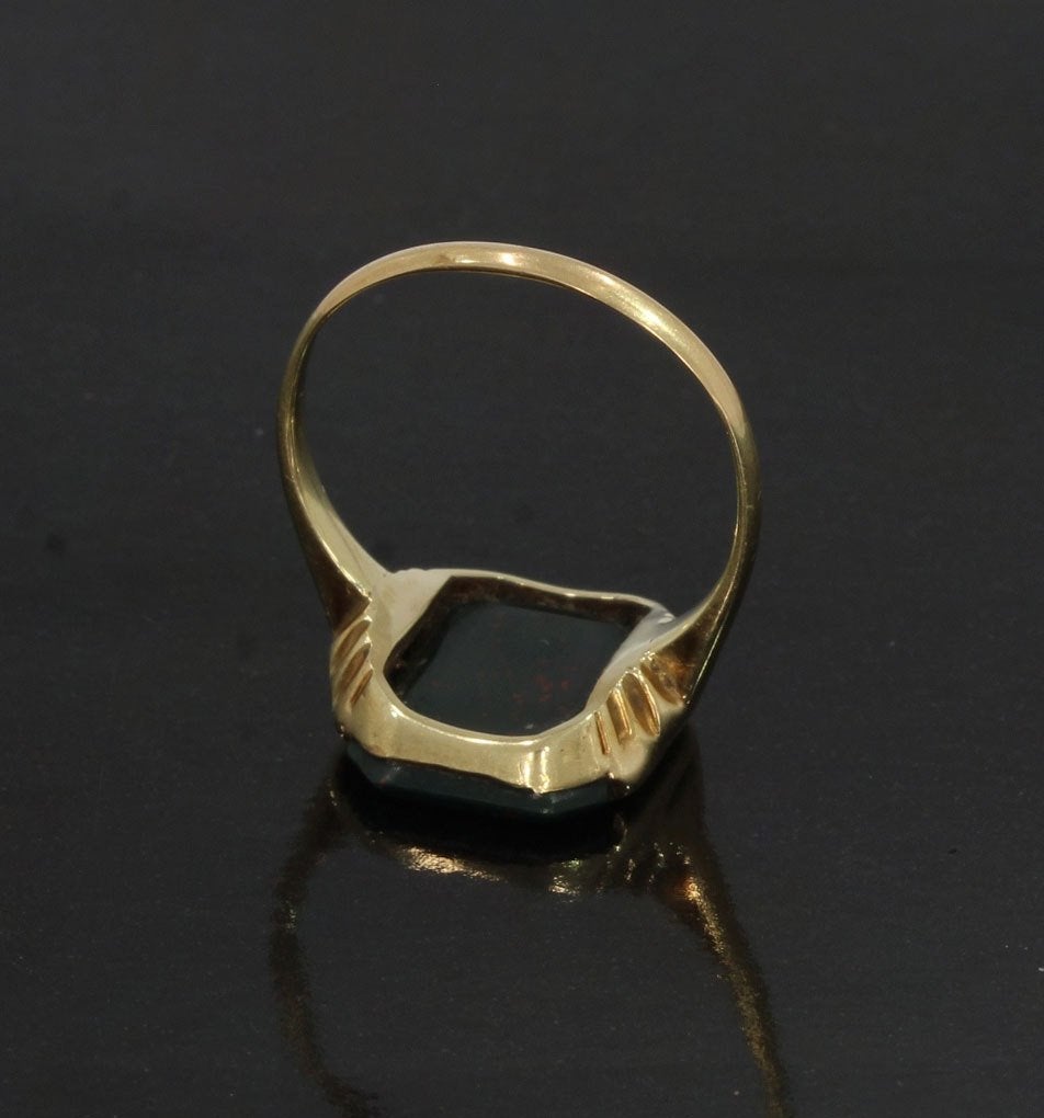 Familie wapen heliotroop 14k gouden vintage zegel ring dames, Verzenden, Goud, Ring, Met edelsteen