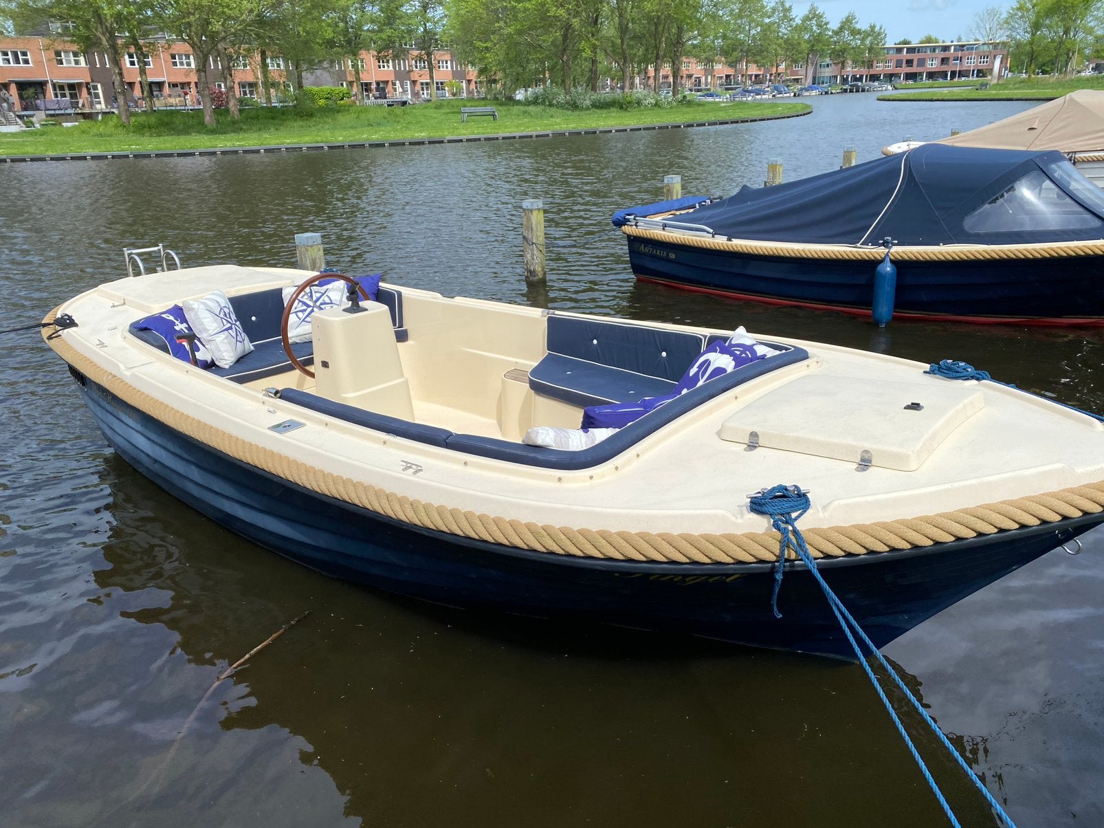 Te koop Oud Huijzer 5.60 15 pk in de bun, inclusief trailer,, Ophalen, Afdekzeil, Gebruikt, 6 m