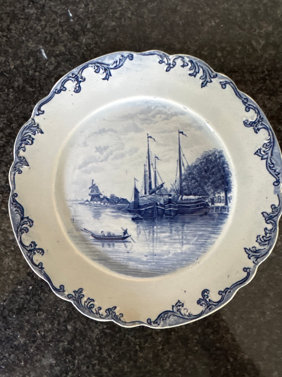 Antiek Delfts Blauw Bord met Hollands Landschap, Ophalen of Verzenden