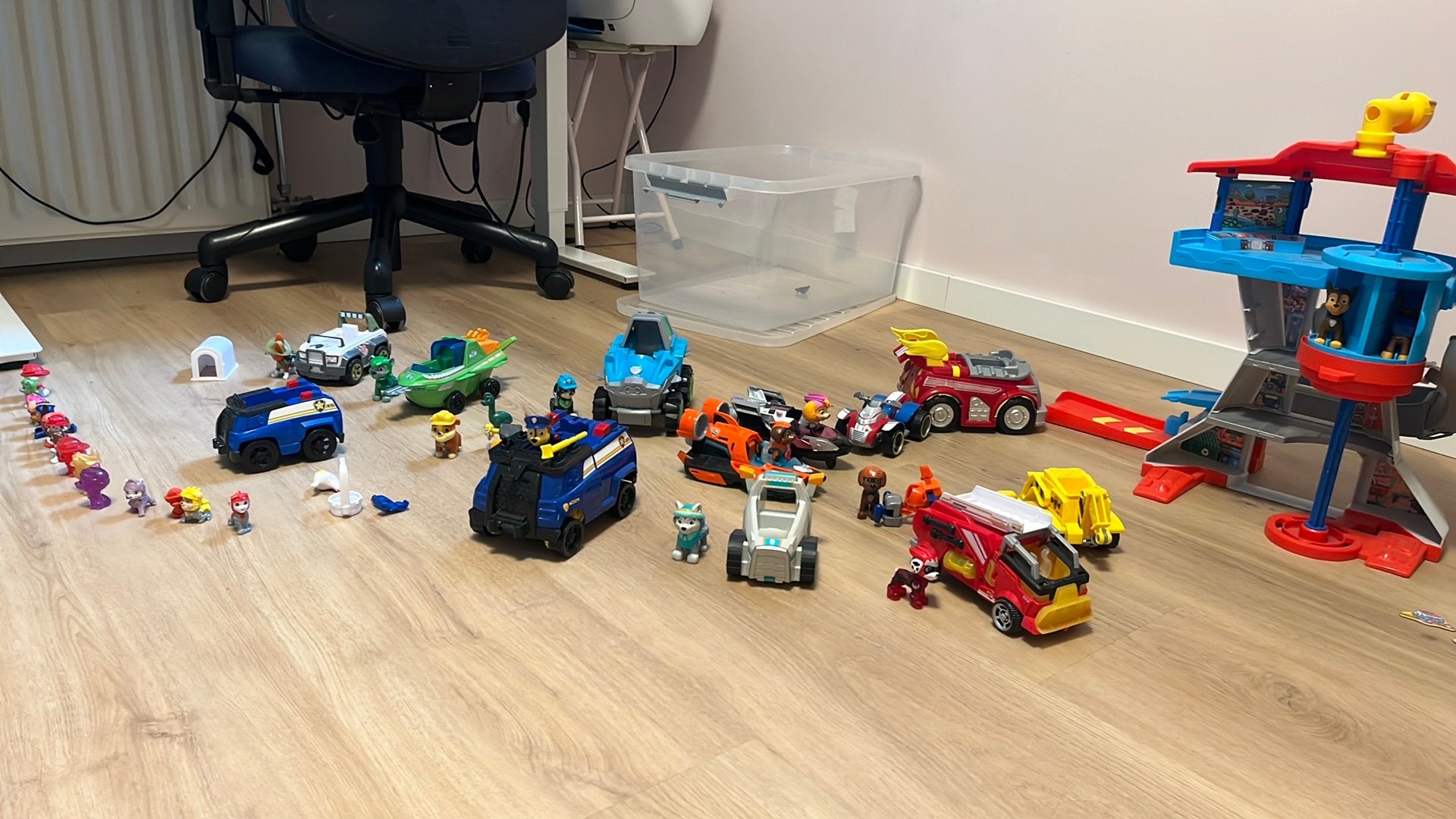 Complete paw patrol set inclusief toren, Ophalen of Verzenden, Zo goed als nieuw