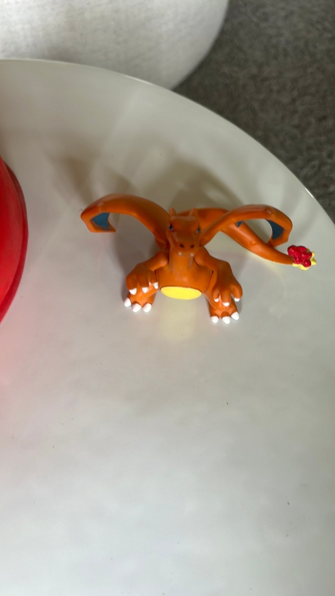 Charizard poppetje, Slang, 0 tot 2 jaar