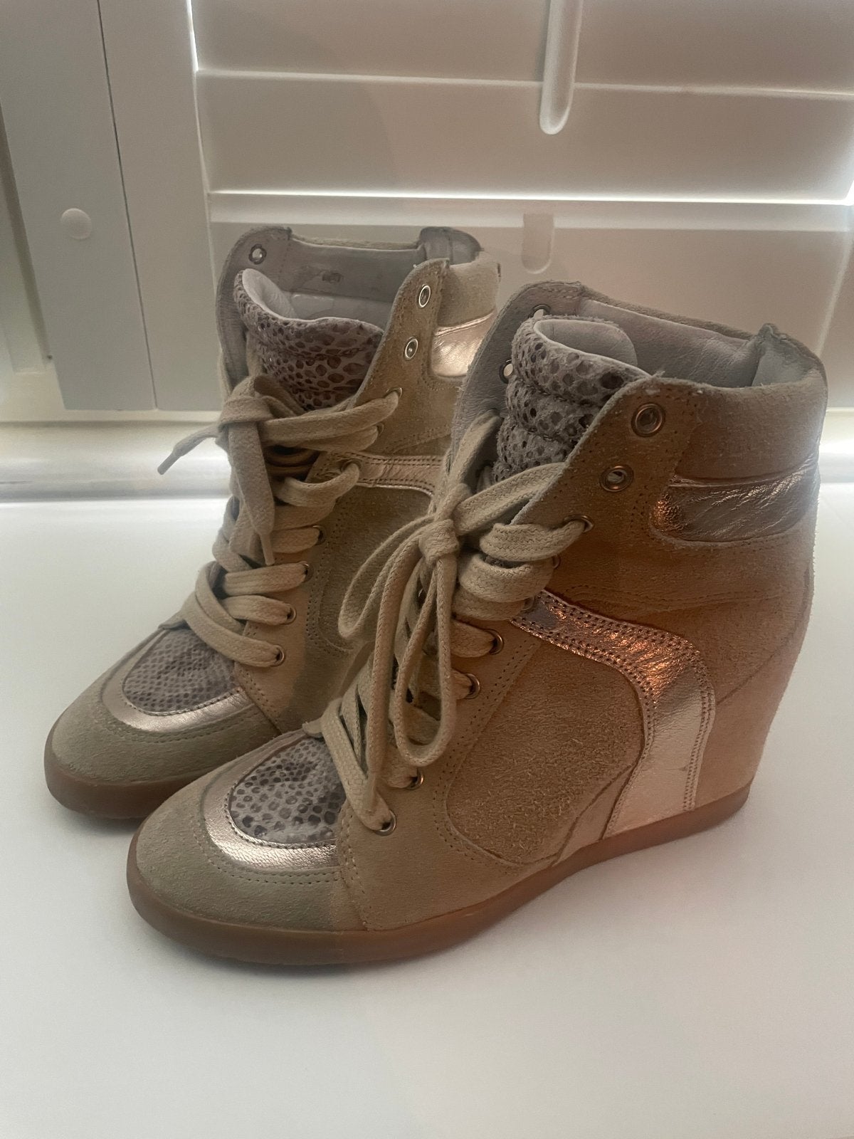 Wedge sneakers MT40 March23 beige boho isabel, Kleding | Dames, Schoenen, Verzenden, Gedragen, Beige, Sneakers of Gympen
