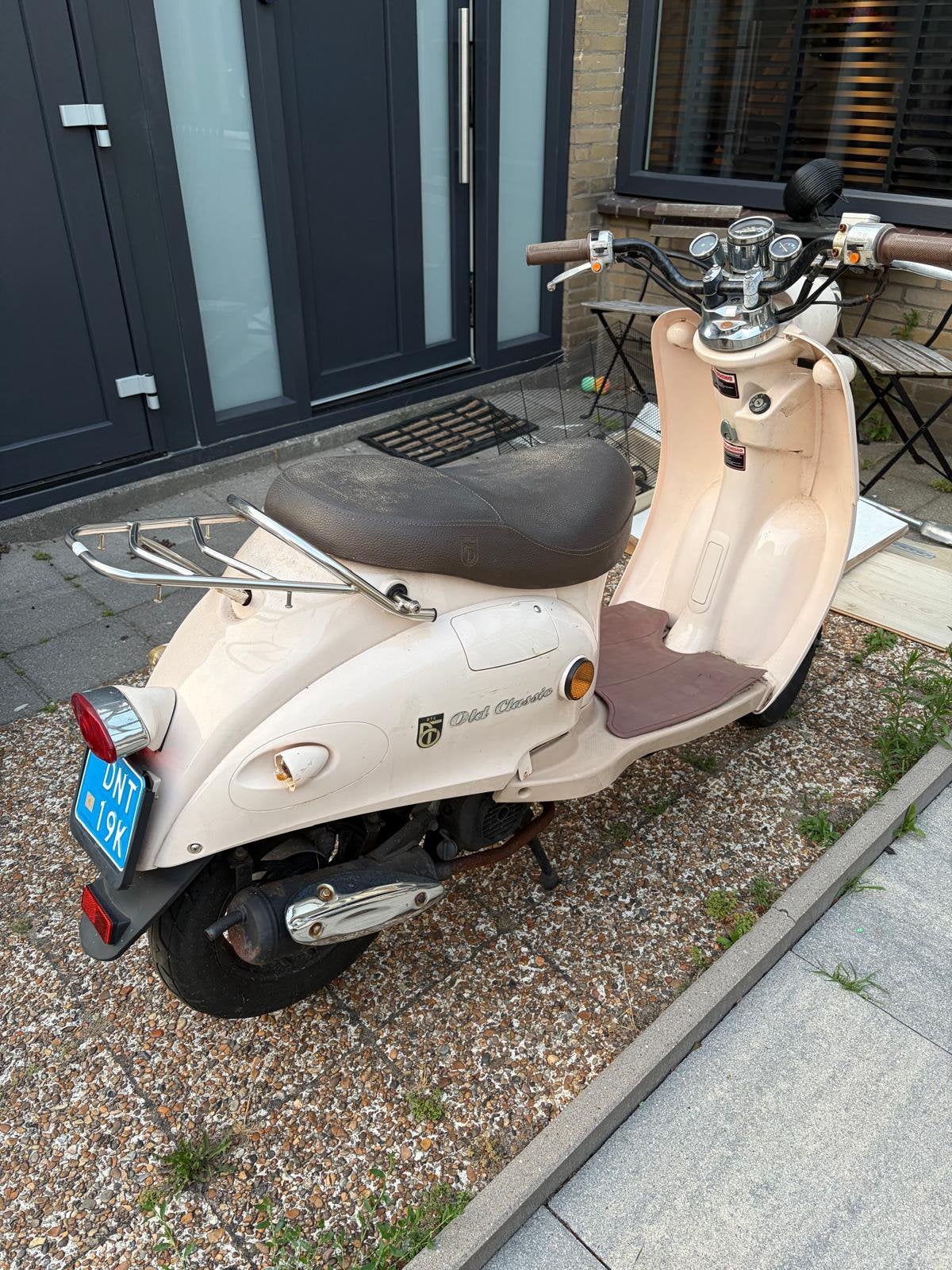 Nette scooter, Ophalen, Zo goed als nieuw, Benzine, Overige merken