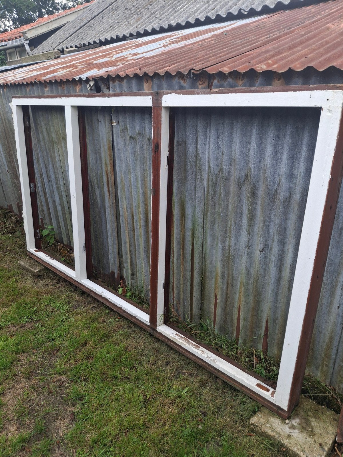 Groot gebruikt houten raamkozijn, Ophalen, Gevelraam of Ruit, Gebruikt, 120 tot 160 cm