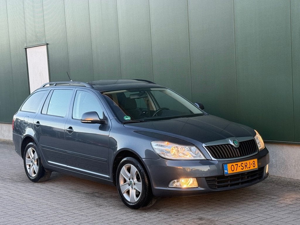 Skoda Octavia Combi 1.4 TSI Business Line | OPENDAK | DSG |, Auto's, Skoda, Bedrijf, Te koop, Octavia, ABS, Airbags, Airconditioning