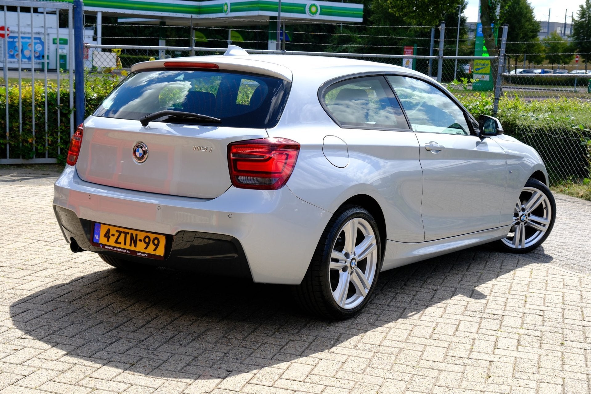 BMW 1-serie 116i M Sport Xenon|Sportstoelen|Navi||Alcantara|, Auto's, 1-Serie, Gebruikt, Euro 6, 4 cilinders