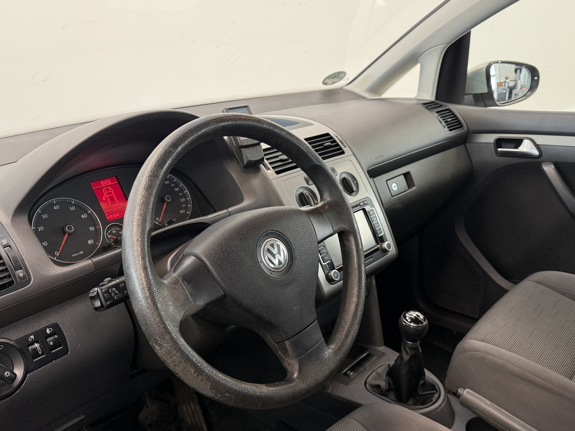Volkswagen Touran 1.4 TSI Trendline Navigatie PDC (bj 2010), Voorwielaandrijving, Euro 5, Stof, Gebruikt