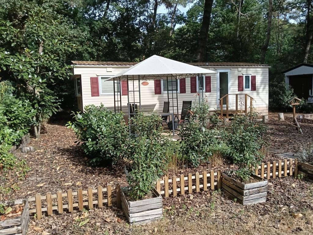 Aluminium Chalet op vakantiepark de Heijmolen Baarle Nassau, Huizen en Kamers