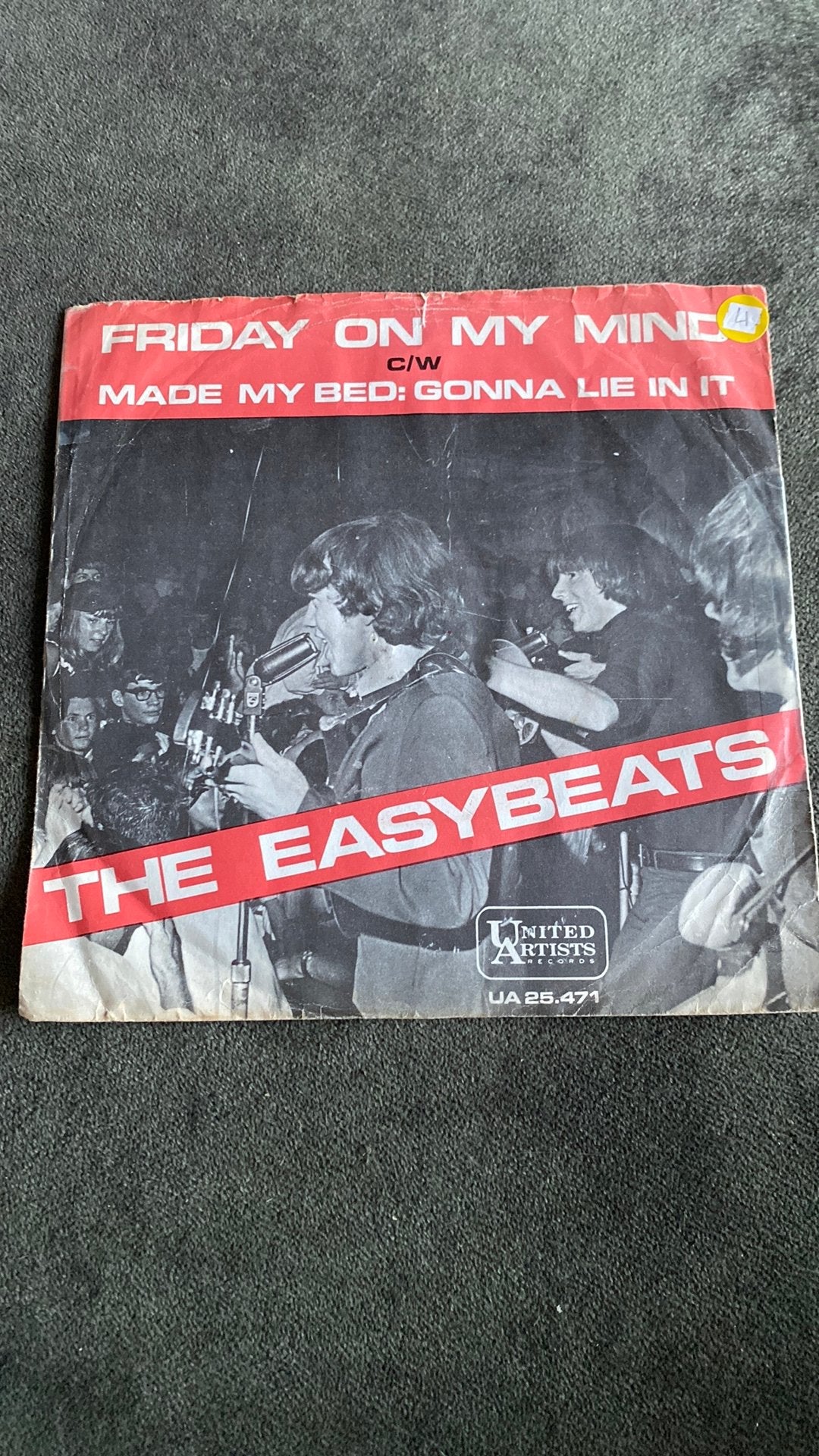 Vinyl single the Easybeats - Friday on my mind, Ophalen of Verzenden, Gebruikt, Pop