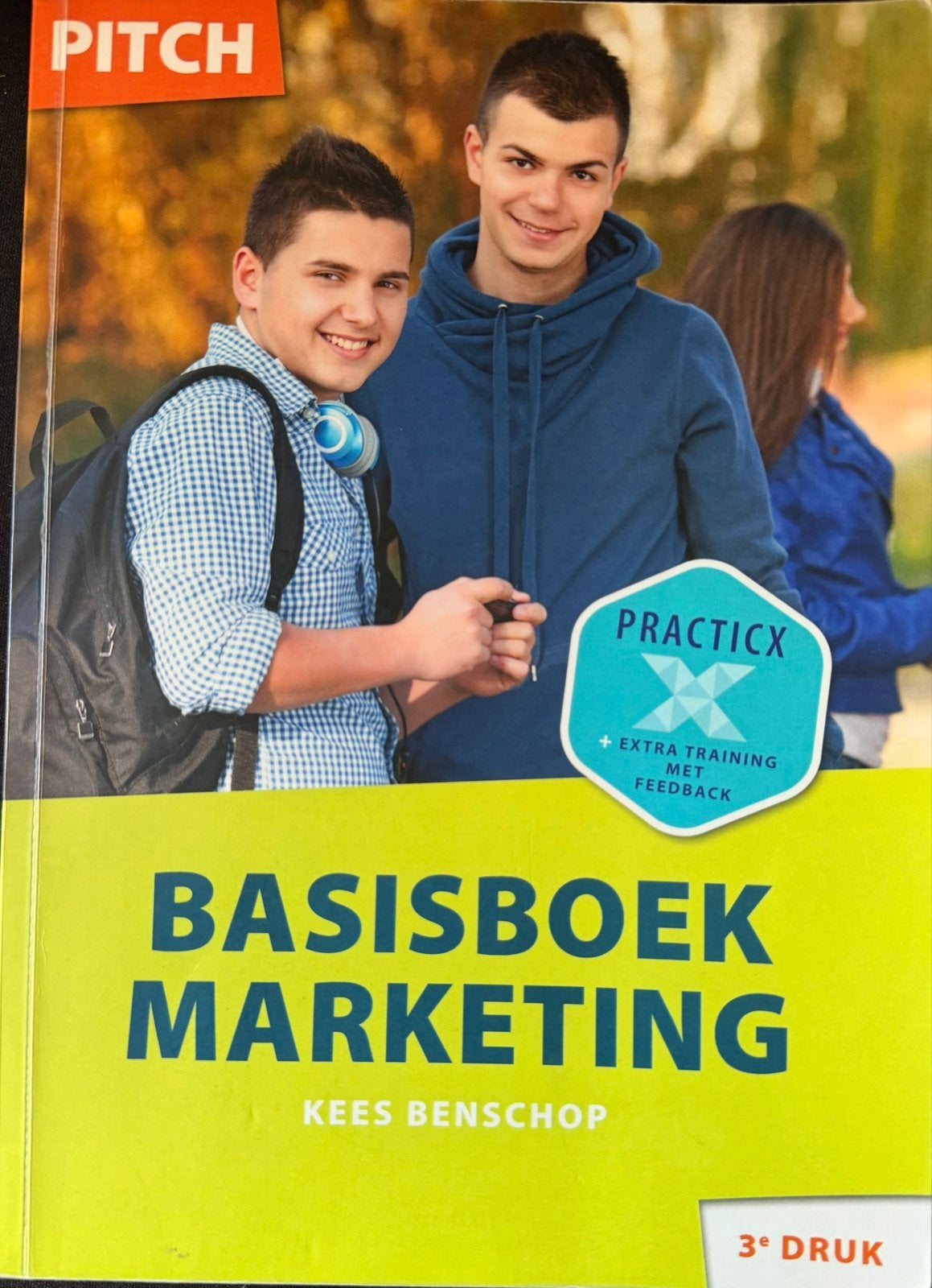 Basisboek Marketing MBO - 3e druk - Kees Benschop, Ophalen of Verzenden, Gelezen, MBO