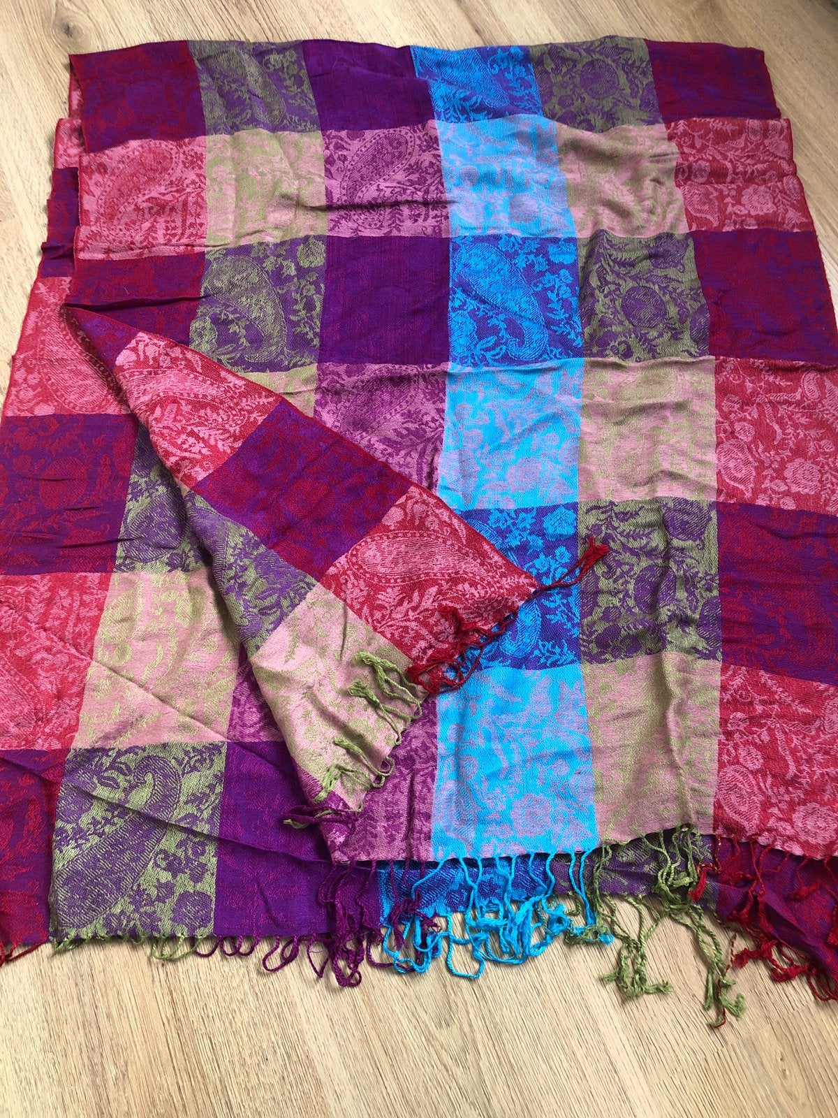 Pashmina roze blauw paars, Kleding | Dames, Mutsen, Sjaals en Handschoenen, Ophalen of Verzenden, Zo goed als nieuw, X, Sjaal