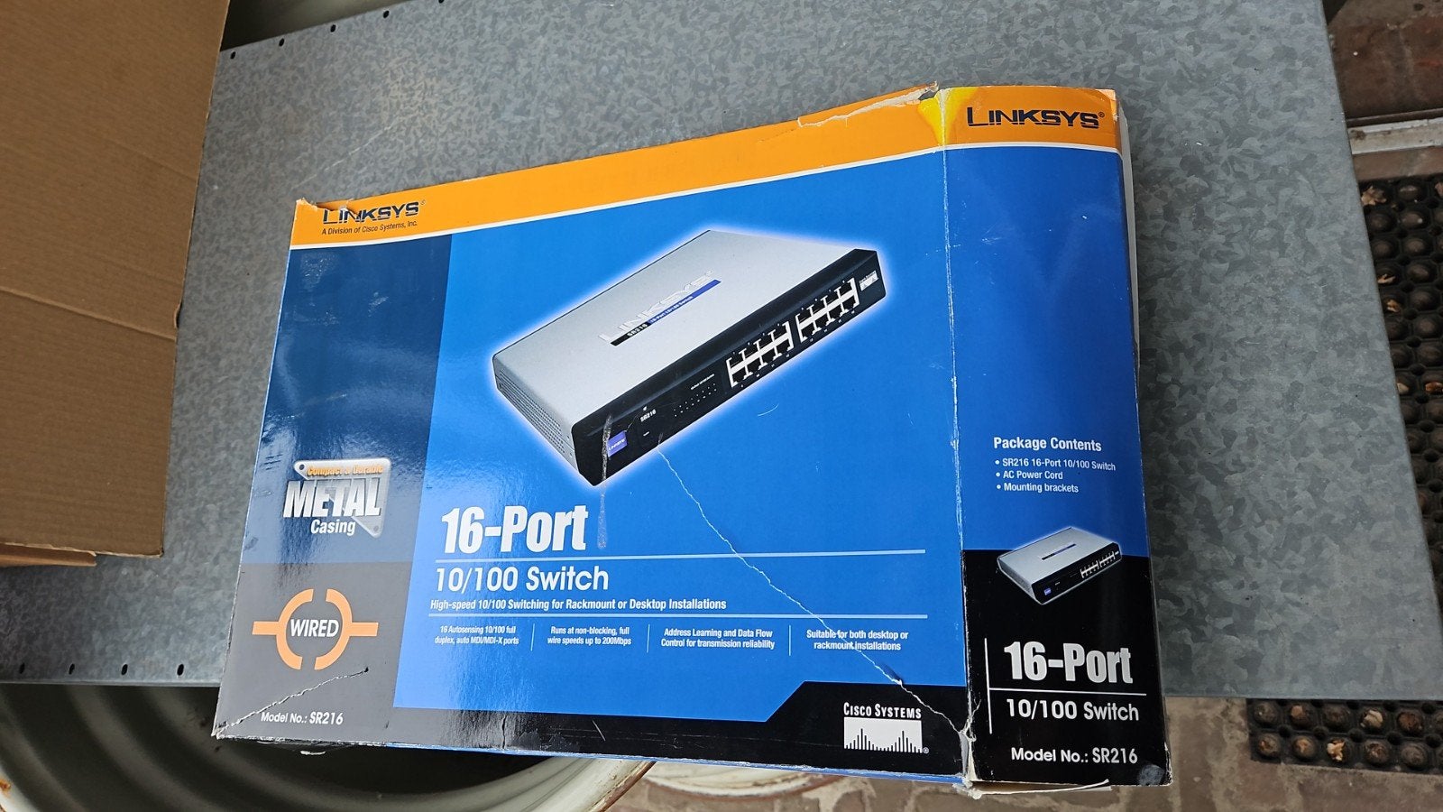 Linksys 16port switch nieuw, Ophalen of Verzenden, Nieuw