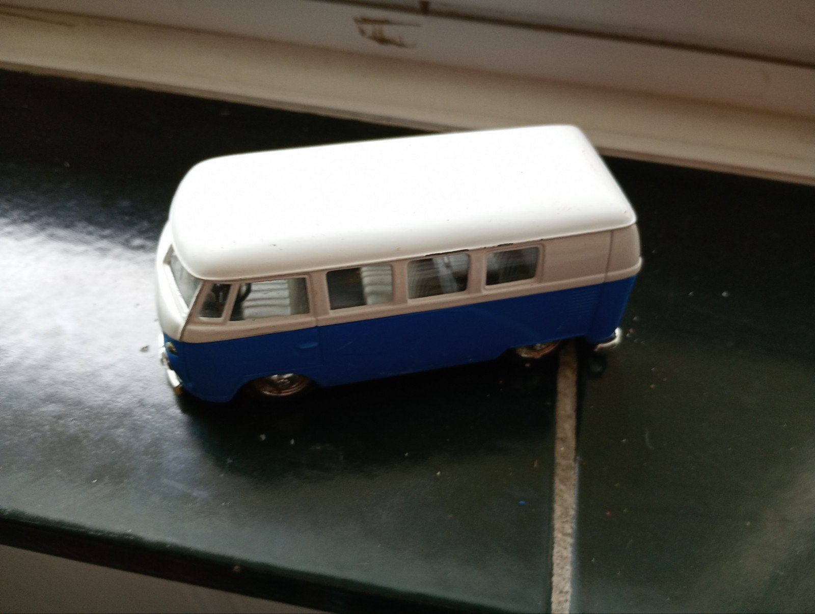 Welly Volkswagen bus , 1962, Ophalen of Verzenden, Zo goed als nieuw, Bus of Vrachtwagen, Overige merken