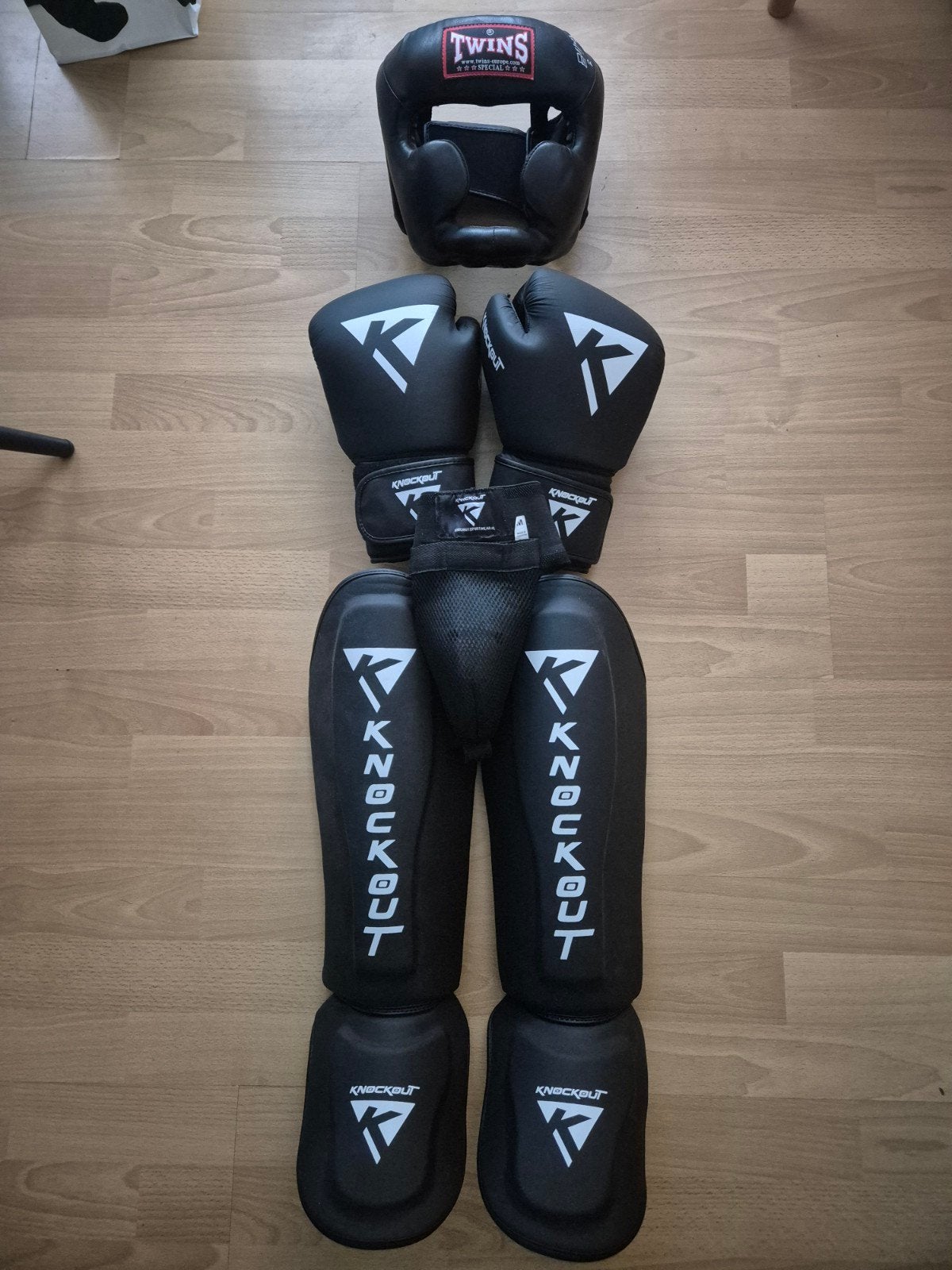 Complete kickboks set, Maat L, Ophalen of Verzenden, Zo goed als nieuw, Overige