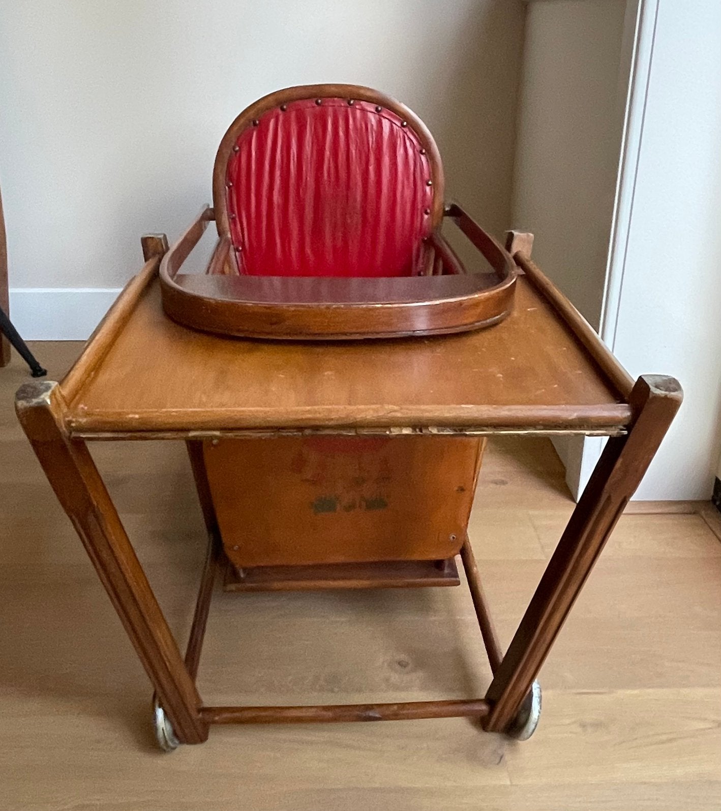 Vintage kinderstoel/uitklapbaar als bureau, Ophalen