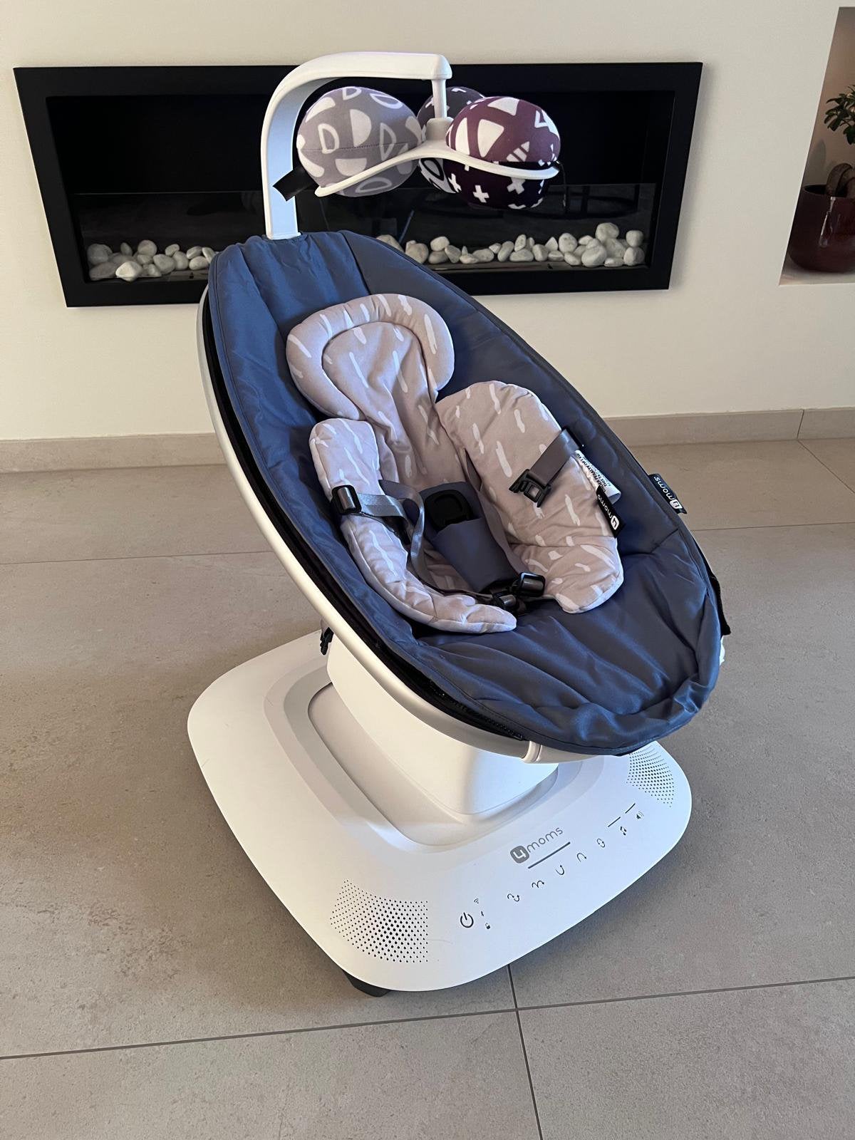 4moms Mamaroo 5 met garantie&newborn inzet Zo goed als nieuw, Ophalen, Zo goed als nieuw