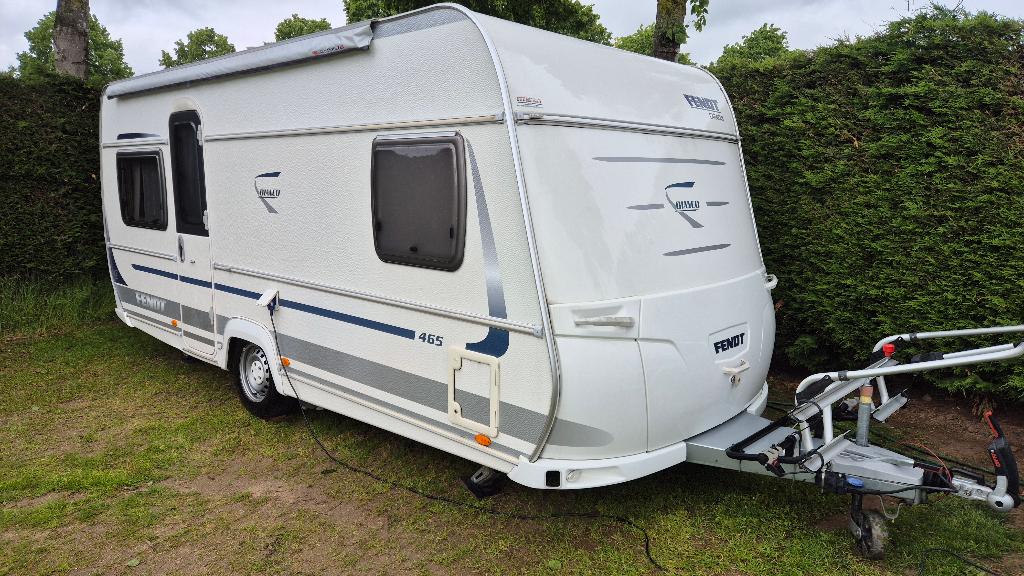 Fendt Bianco 465 SFB (2013), Caravans en Kamperen, Caravans, Rondzit, Frans bed, Particulier, Kachel