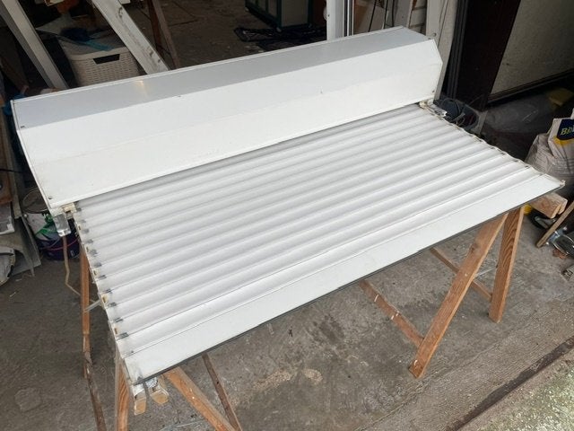 Wit elektrisch rolluik voor deur 114 cm breed x 230,5cm hoog, Ophalen, Gebruikt, 100 tot 150 cm, 200 cm of meer