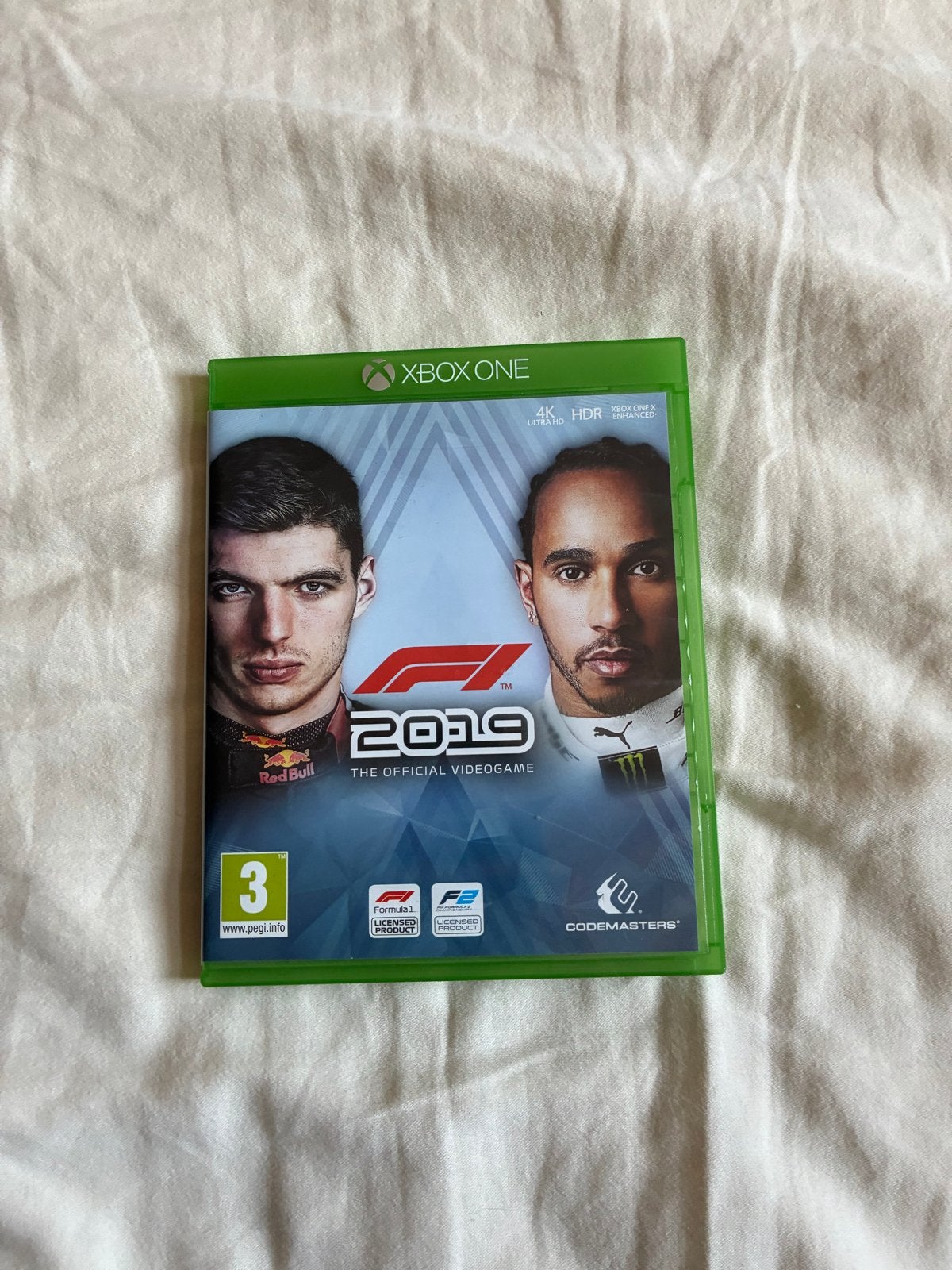 F1 2019 Xbox One - Officiële Videogame, Online, Racen en Vliegen, Ophalen of Verzenden, Zo goed als nieuw