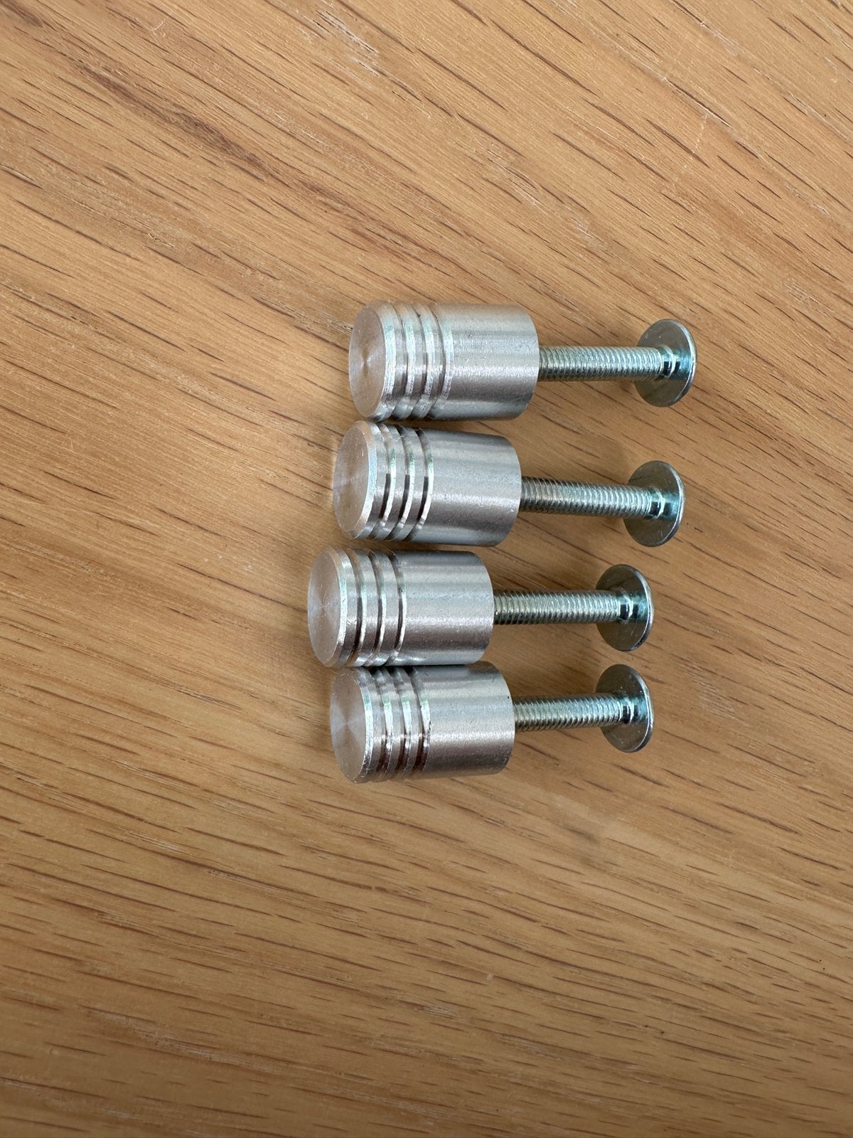 IKEA SÄTTA meubelknopjes – aluminium | 106266, Ophalen of Verzenden, Zo goed als nieuw