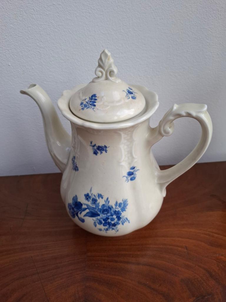 Antieke Mosa Maastricht , met blauw bloemmotief, Ophalen of Verzenden