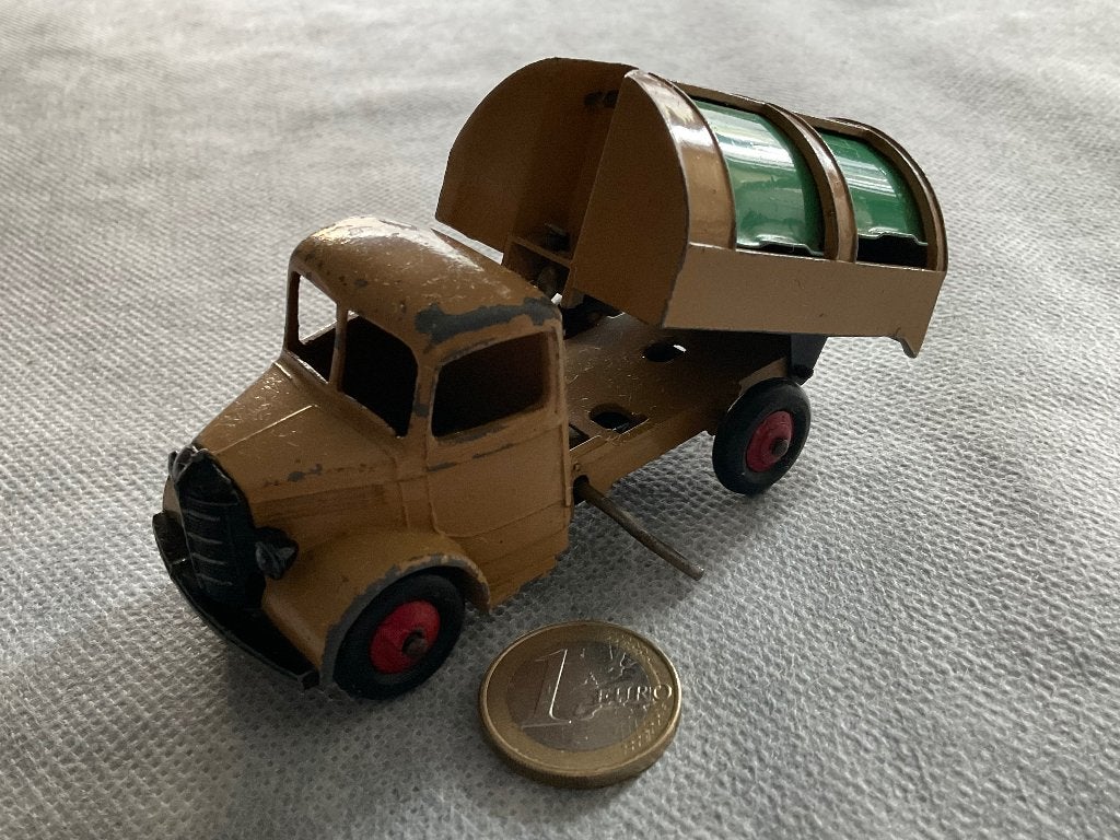 Dinky Toys Bedford vuilniswagen (model 25v / 252), Ophalen, Gebruikt, Bus of Vrachtwagen, Dinky Toys