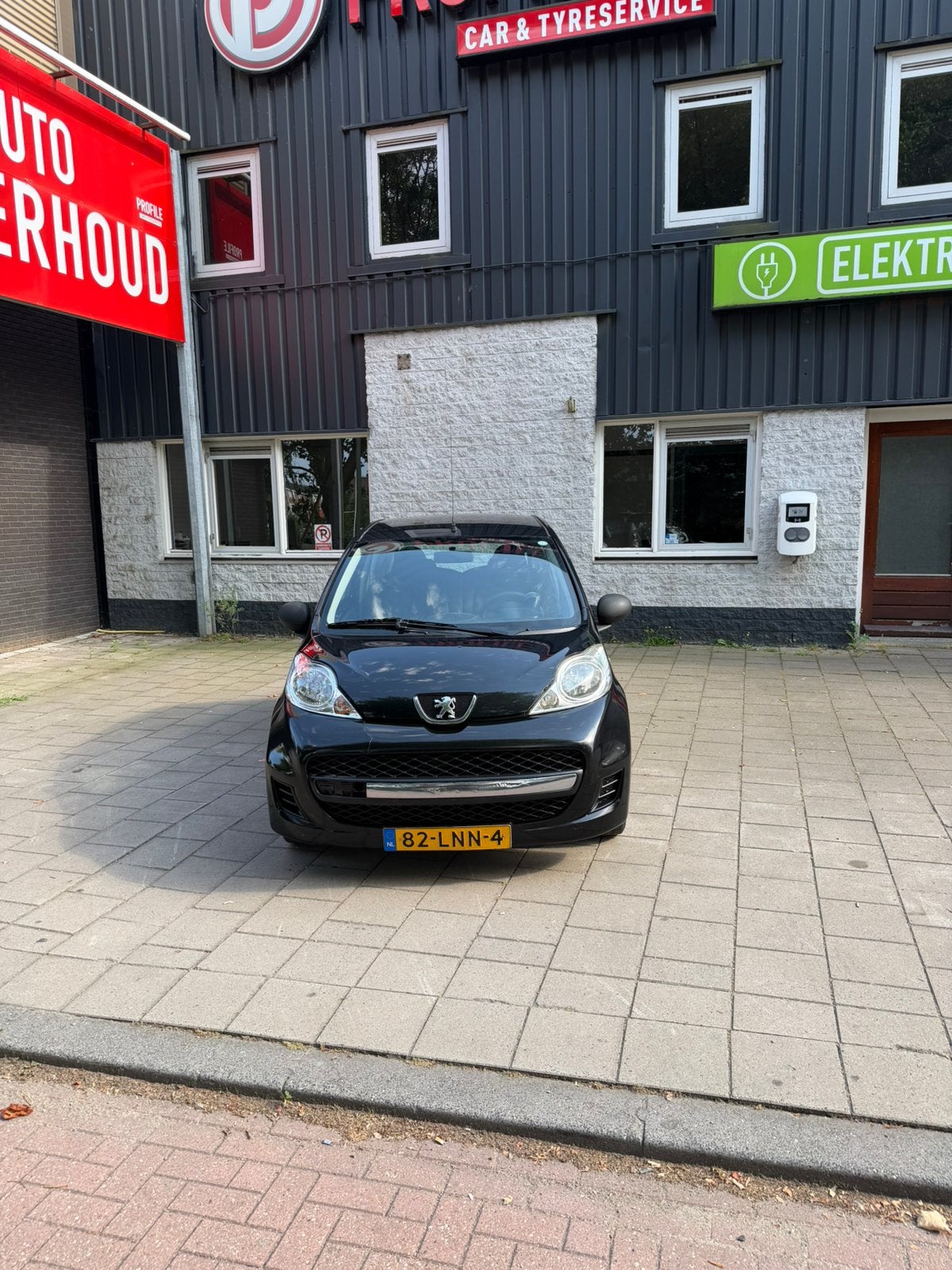 Peugeot 107 1.0 12V, Voorwielaandrijving, 4 stoelen, Origineel Nederlands, Handgeschakeld