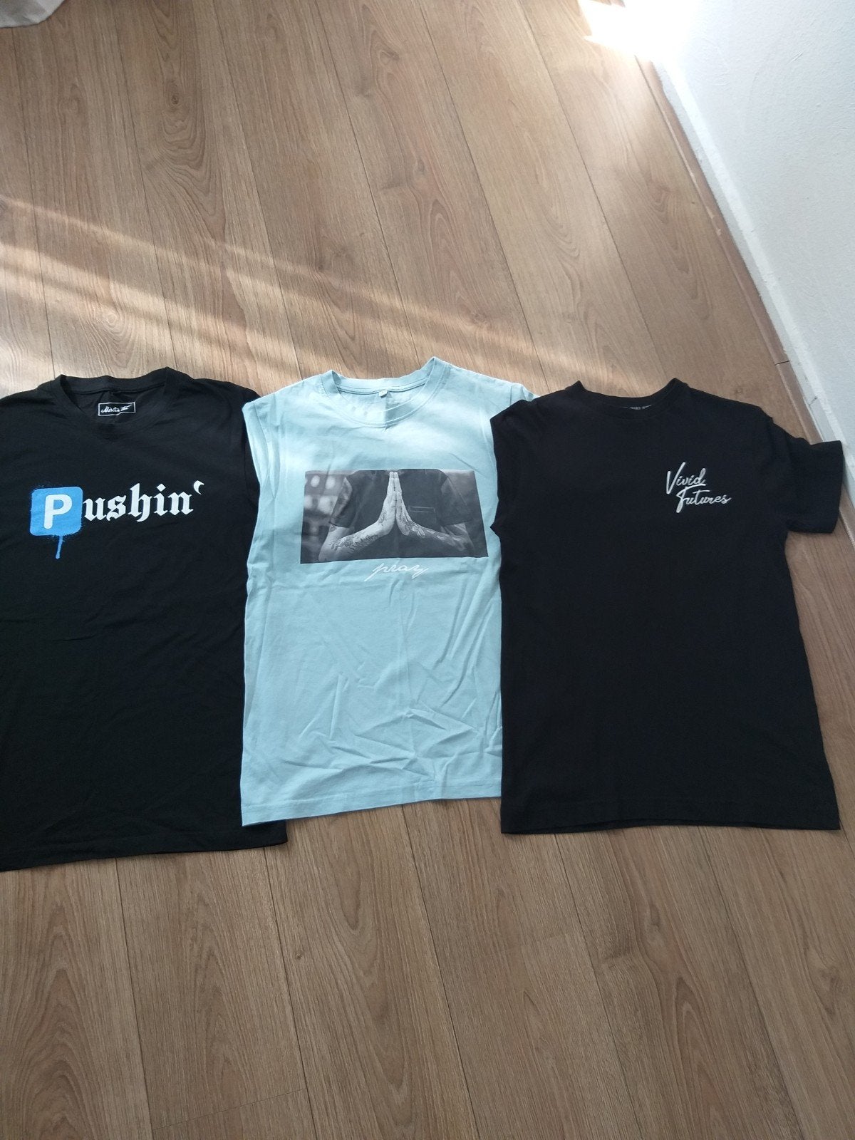 Nieuwe 3 stuks t-shirt van SNIPES maat S, Ophalen, Nieuw