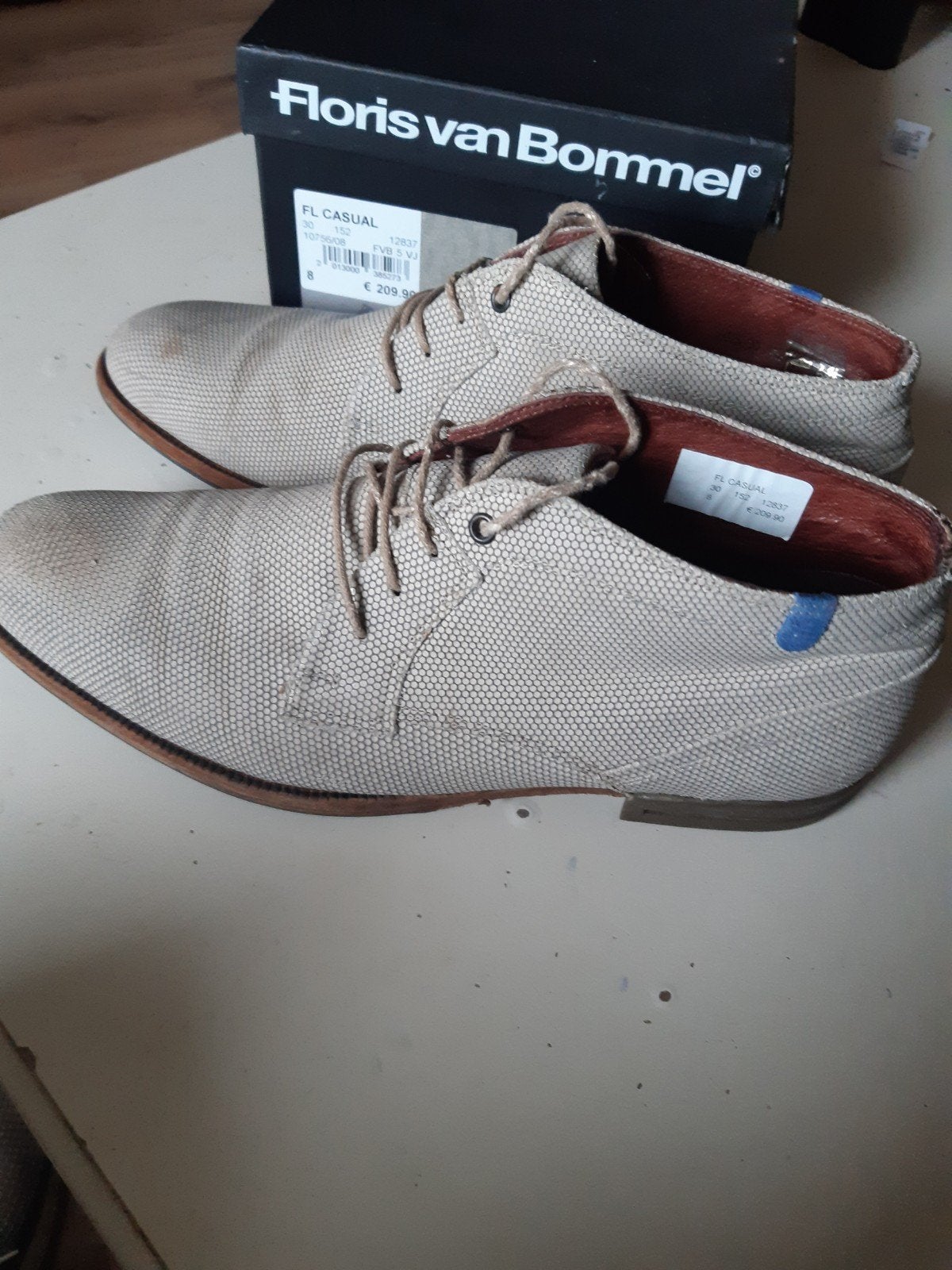 Van bommel  8 (42), Ophalen of Verzenden, Zo goed als nieuw, Loafers