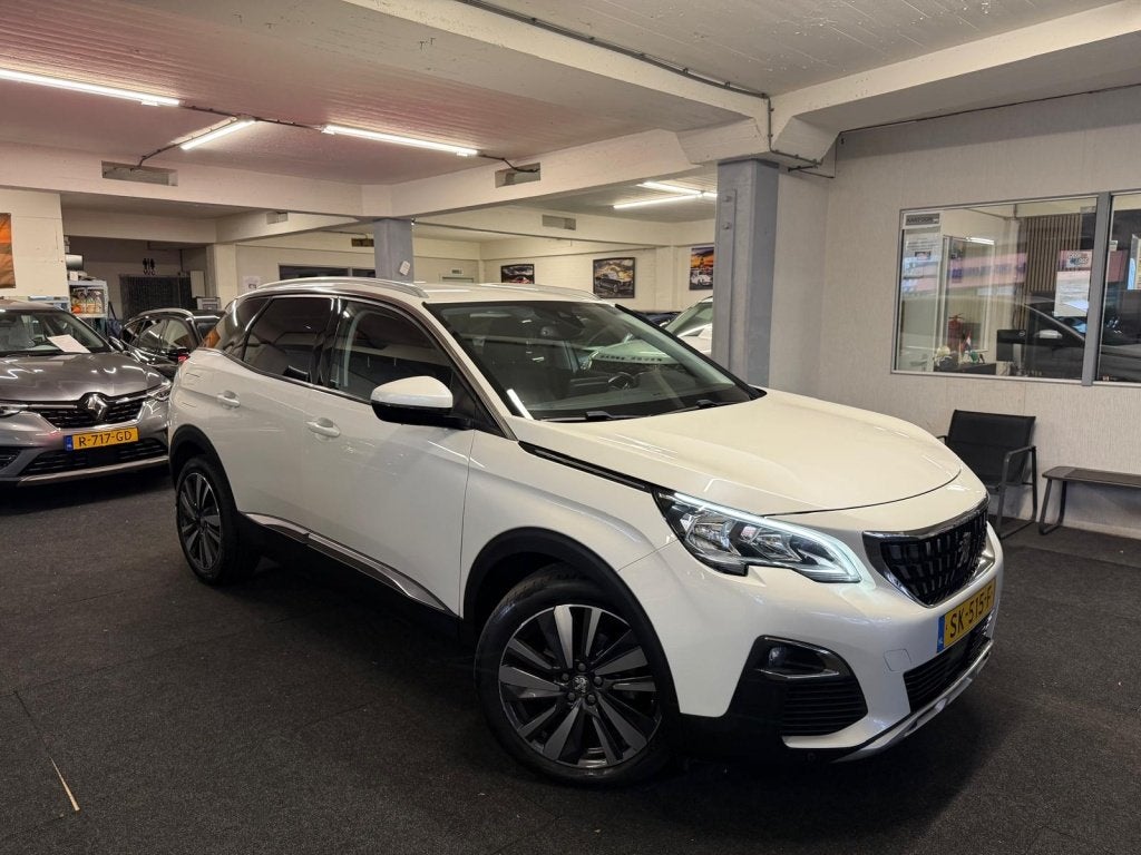 Peugeot 3008 1.2 Allure*NAP*NAVI*Nette auto, 1229 kg, Dealer onderhouden, Gebruikt, Euro 6