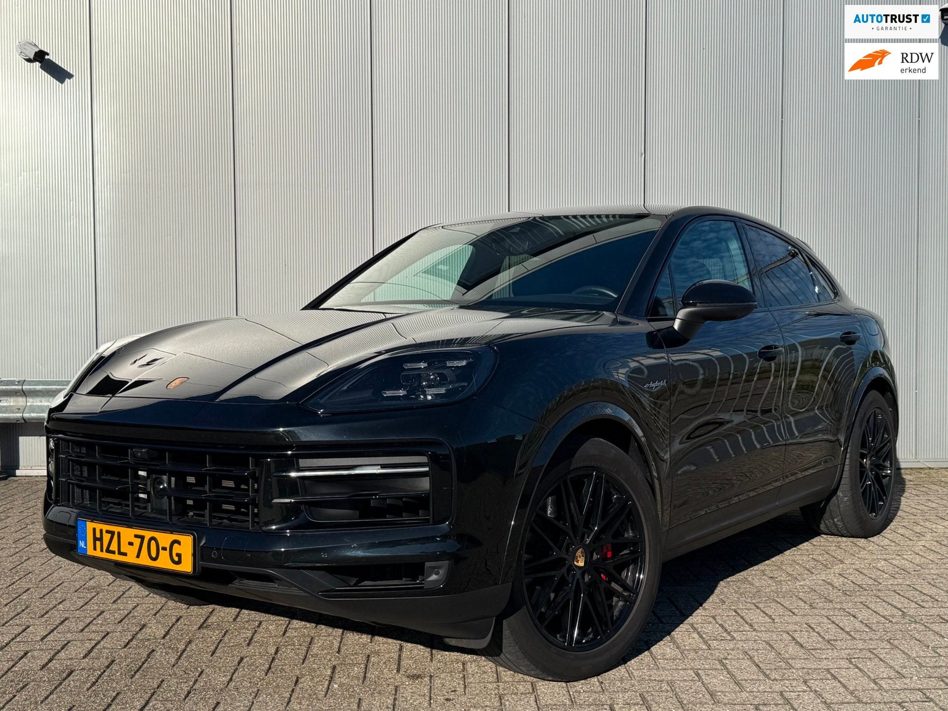 Porsche Cayenne Coupé 3.0 E-Hybrid | Sport Chrono | Panodak, Auto's, Gebruikt, 2995 cc, Zwart, Bedrijf