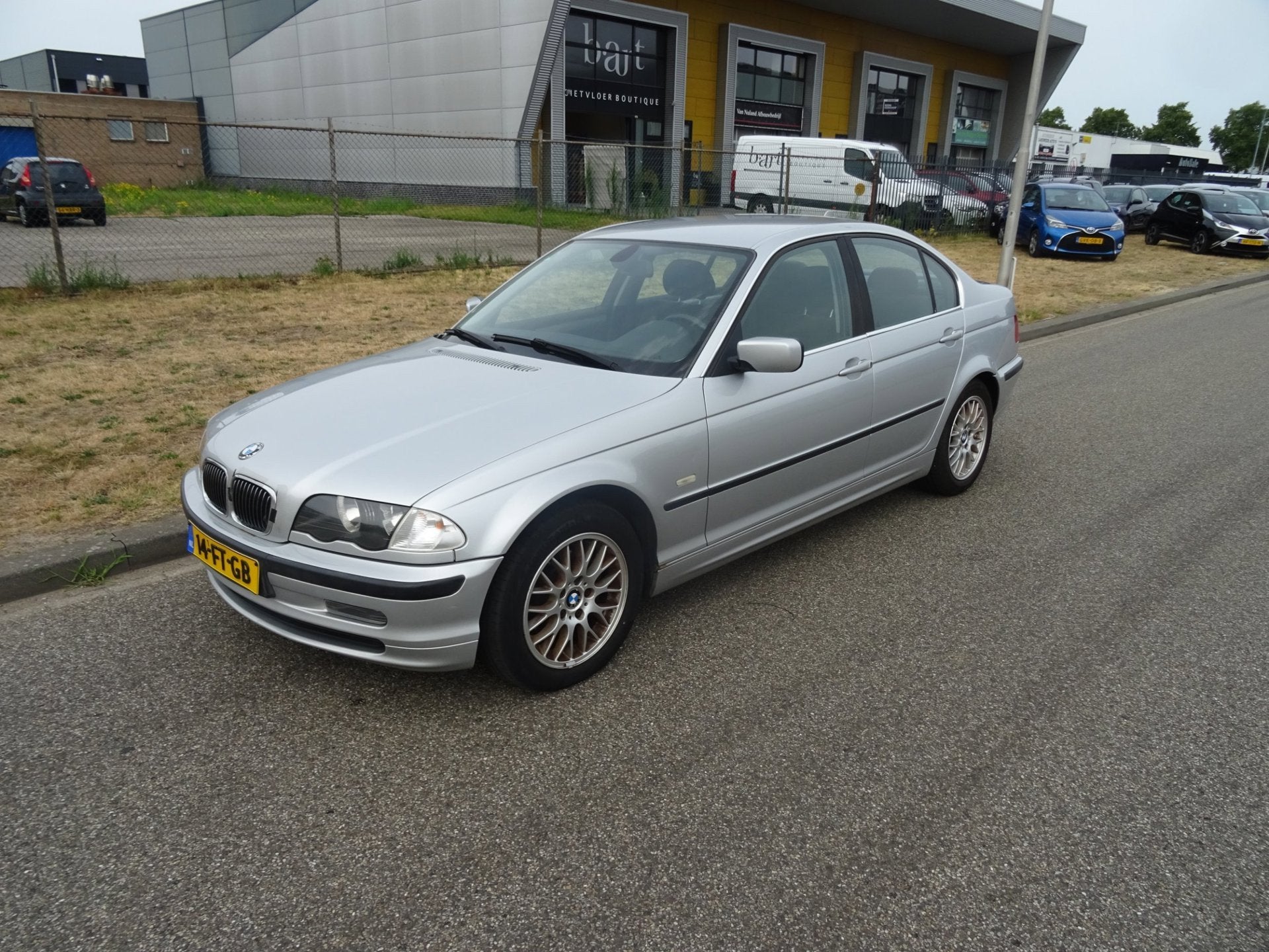 BMW 3-serie 320i Executive, Auto's, Achterwielaandrijving, Gebruikt, 1340 kg, 150 pk