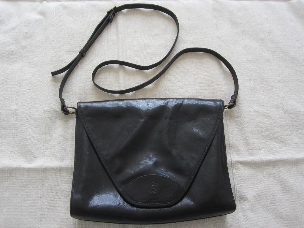 Leren schoudertas 27x22x6 cm - Création Gabrielle, Overige merken, Zwart, Ophalen of Verzenden, Zo goed als nieuw
