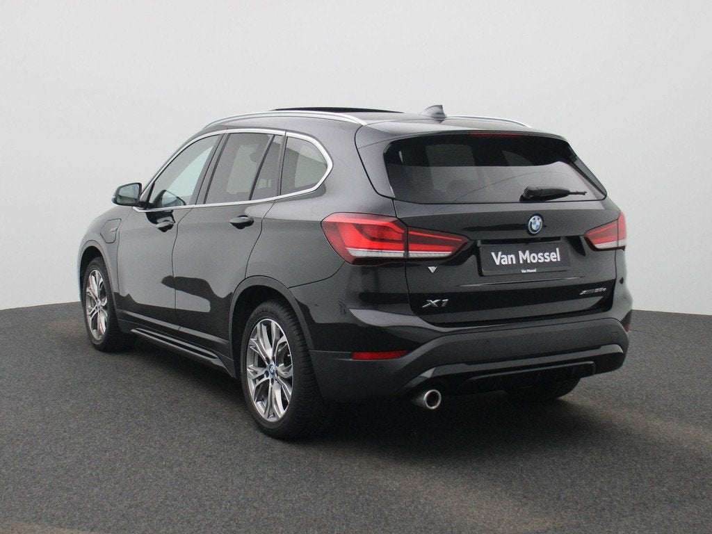 BMW X1 xDrive25e (162 kW) | WORDT VERWACHT | PANORAMADAK | A, Auto's, BMW, 12 maanden, Stof, Gebruikt, 750 kg