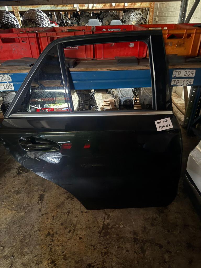 Deur rechts achter Mercedes ml w166, Auto-onderdelen, Gebruikt, -, Deur, Achter