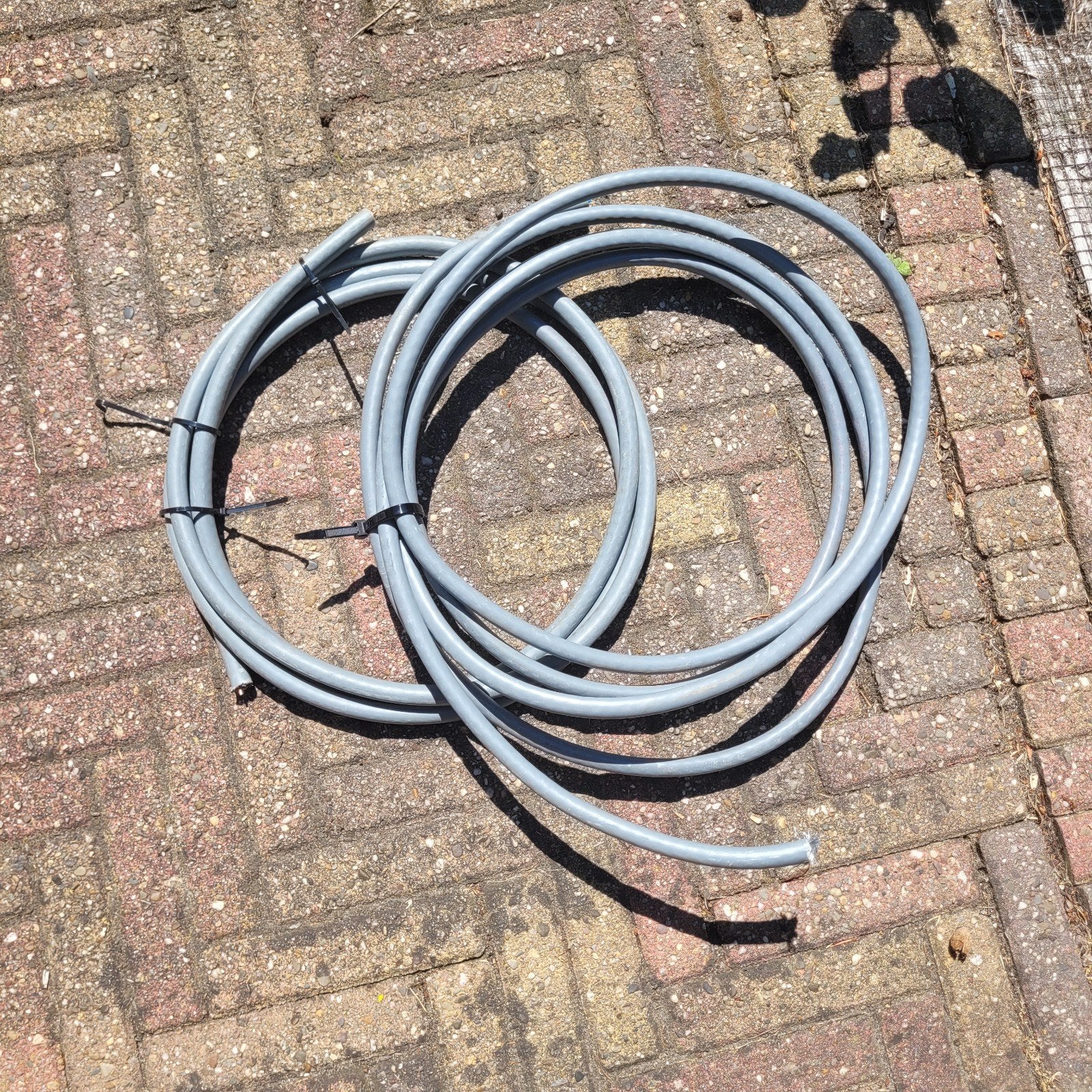 grondkabel 3x2,5 en aarde, Ophalen, Nieuw, Kabel of Snoer