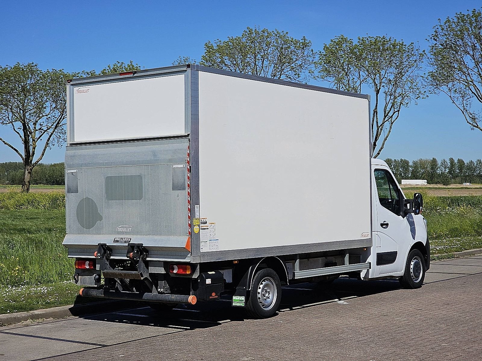 RENAULT MASTER 2.3 bakwagen laadklep!, 145 pk, Gebruikt, Euro 6, 2640 kg