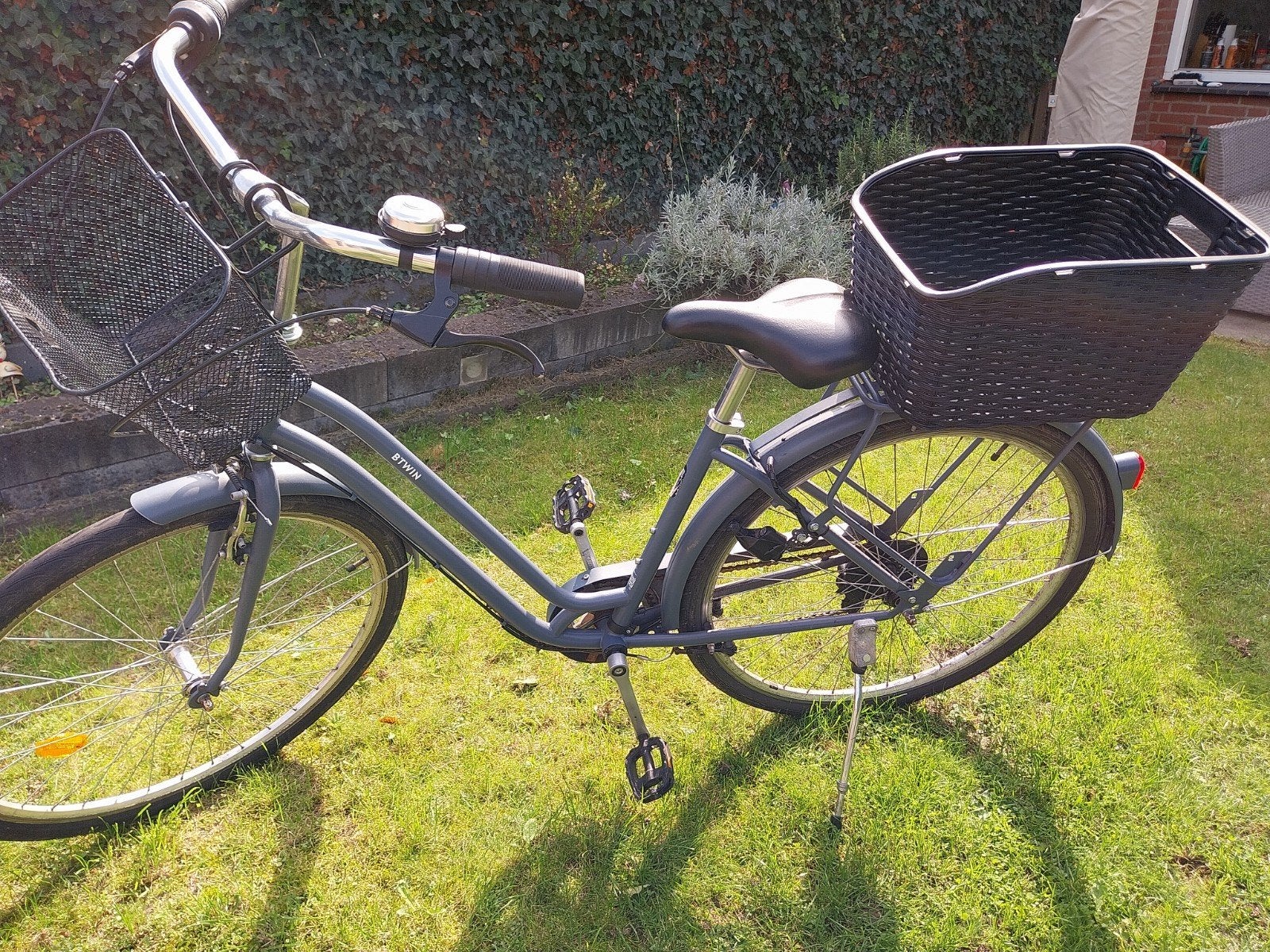 Foto 3 van B'TWIN Elops 520 Stadsfiets Dames 28 inch Lage Instap