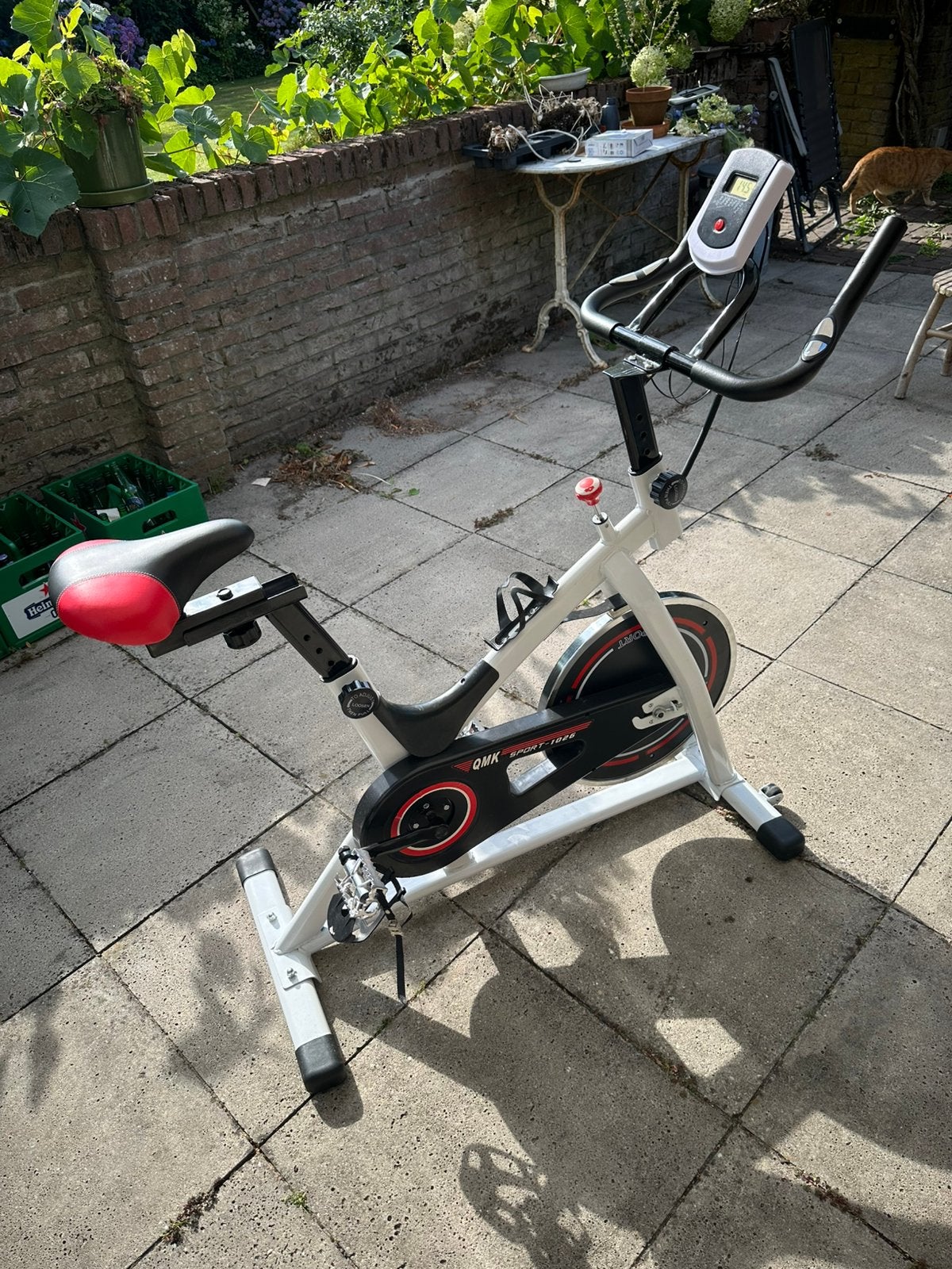 Spinningbike , hometrainer, Ophalen, Gebruikt, Metaal, Benen