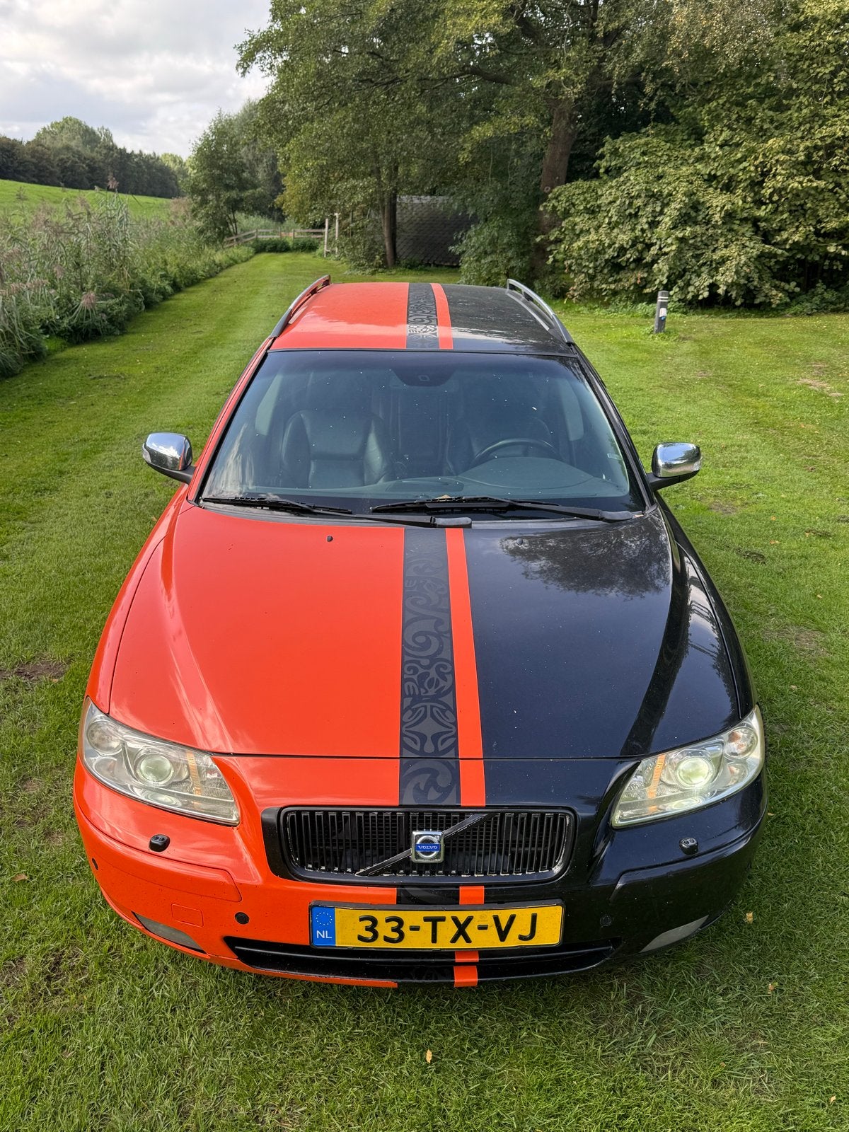 Volvo V70 2.4 D5 136KW Geartronic 2007 Zwart, Auto's, 1800 kg, Zwart, Stationwagon, Diesel