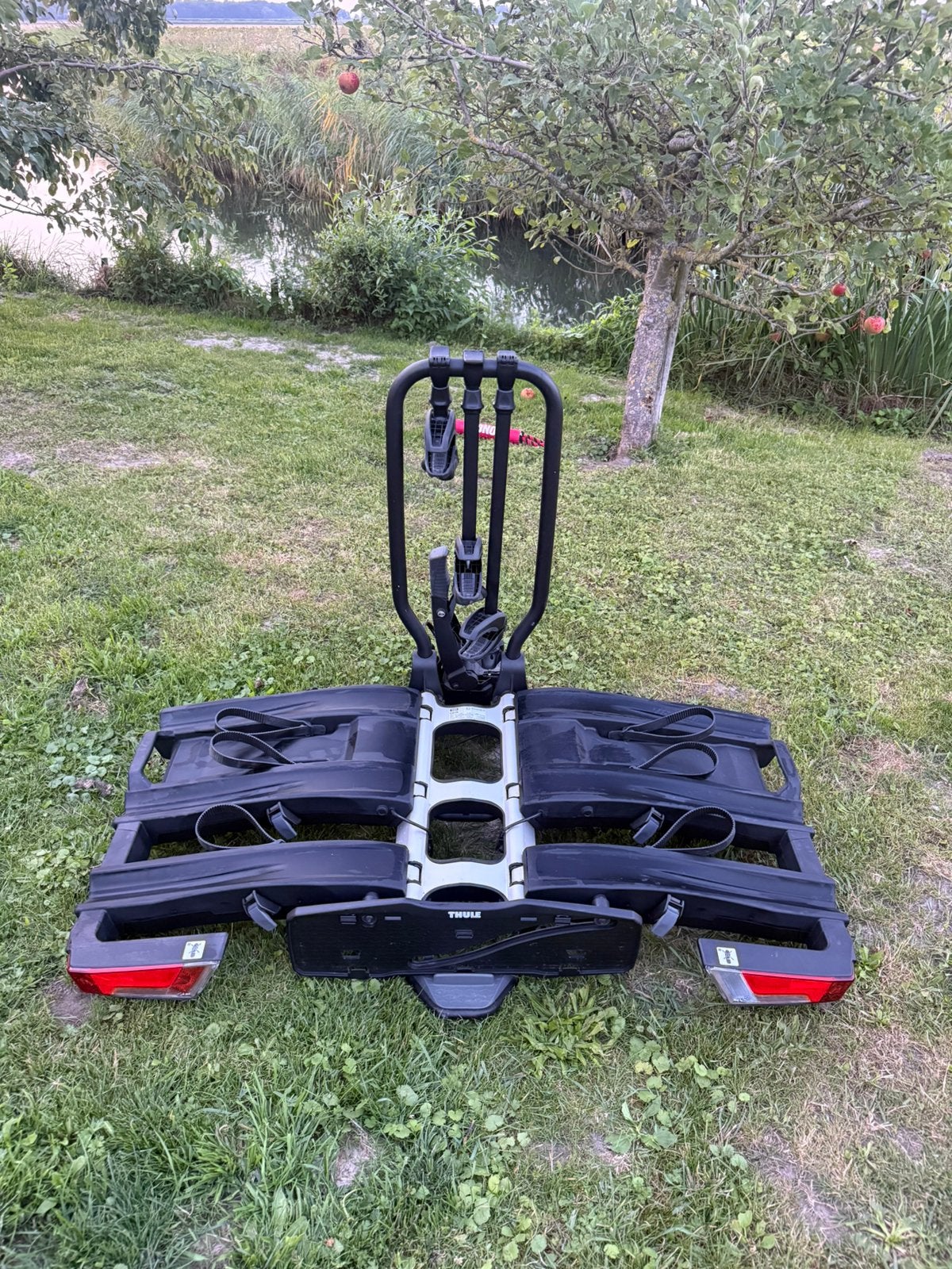 Thule easyfold xt934, Ophalen, 3 fietsen of meer, Elektrische fiets, Zo goed als nieuw