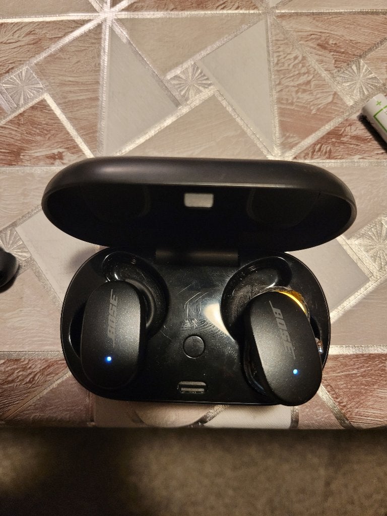 Bose QuietComfort Earbus defect, Audio, Tv en Foto, Bluetooth, On-ear, Ophalen of Verzenden, Bose
