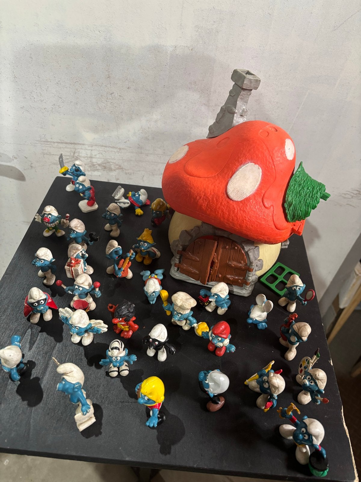 Grote collectie vintage Smurfen met Smurfenhuis, Verzamelen, Ophalen, Gebruikt, Verschillende Smurfen, Poppetje, Figuurtje of Knuffel
