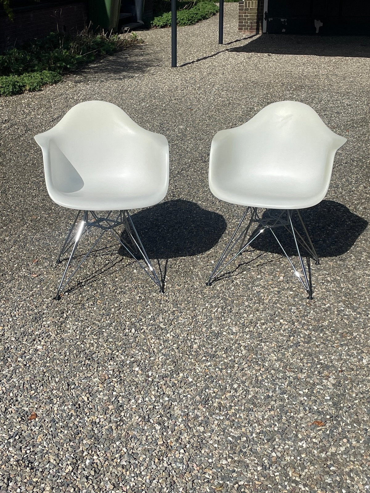 2 x Vitra - Eames kuipstoel - DAR stoelen - design stoelen, Ophalen, Kunststof, Gebruikt, Twee