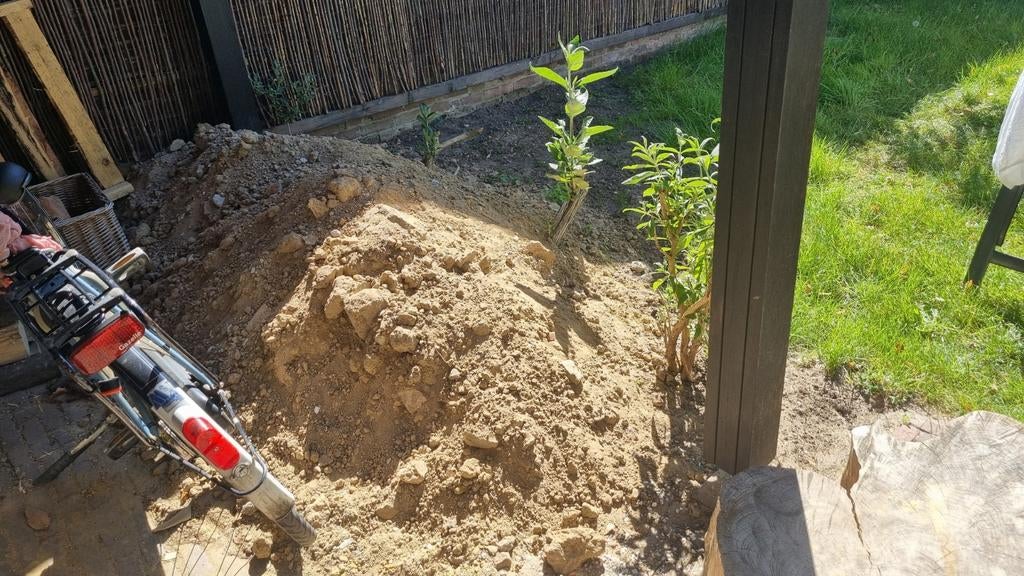 Gratis Ophoogzand / funderingszand af te halen, Tuin en Terras, Zand, Ophalen of Verzenden, Gebruikt, Ophoogzand