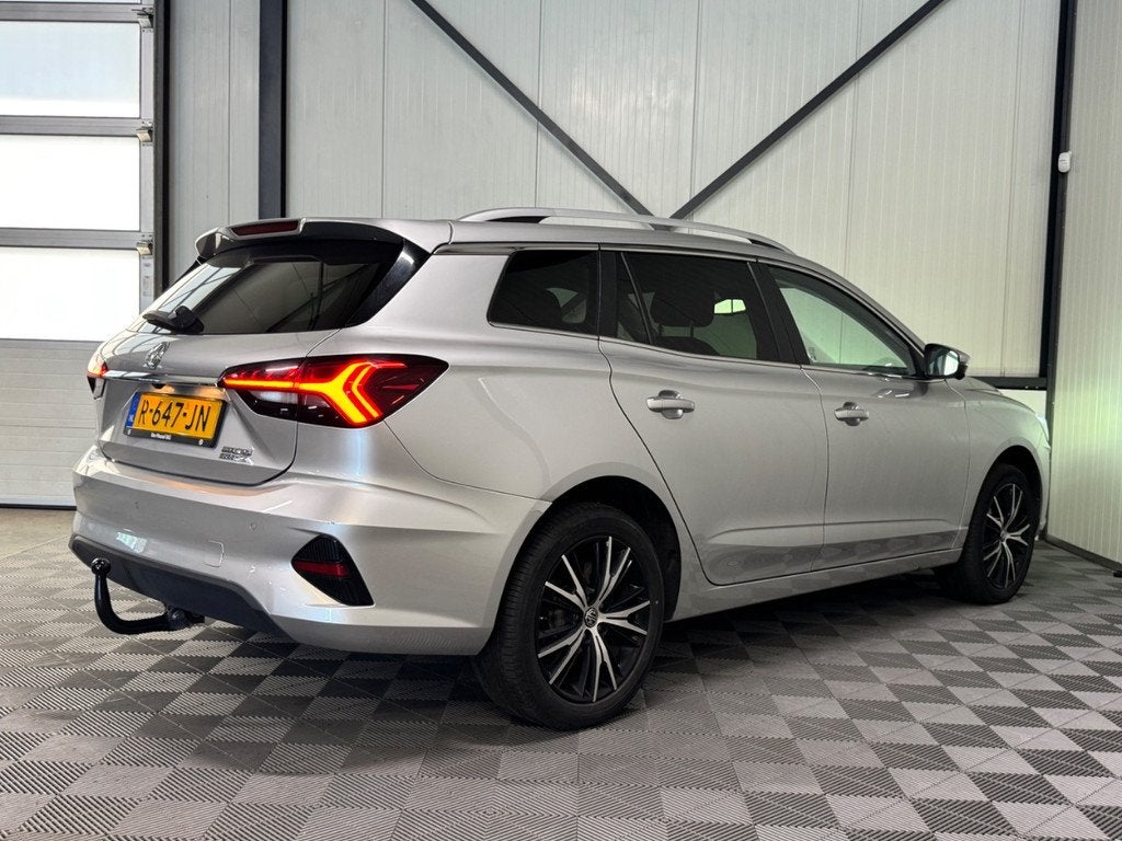 MG MG5 Electric Standard Range Luxury 50kWh SOH 84% | Leer |, Auto's, MG, Gebruikt, 310 km, 177 pk, Zilver of Grijs