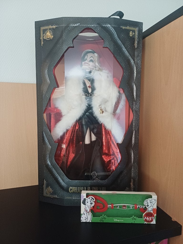 Disney Cruella De Vil Limited Edition Doll - 101 Dalmatians, Ophalen of Verzenden, Nieuw, Overige typen