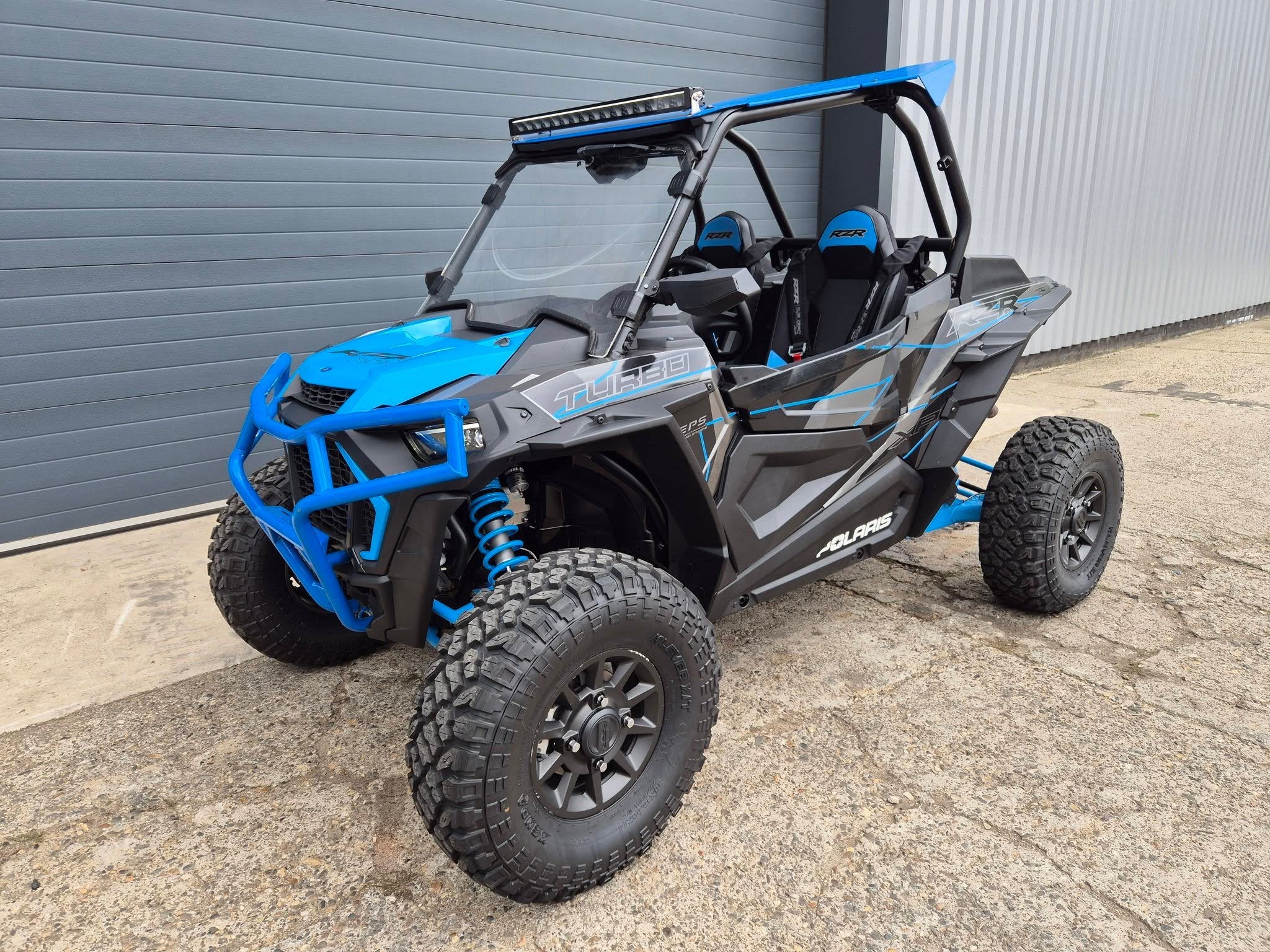 POLARIS RZR 1000 Turbo Buggy - Side By Side - UTV - ATV - Qu