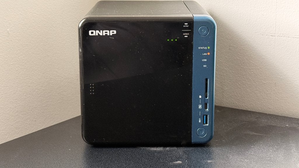 Te Koop: QNAP TS-453B, Computers en Software, Ophalen of Verzenden, Gebruikt